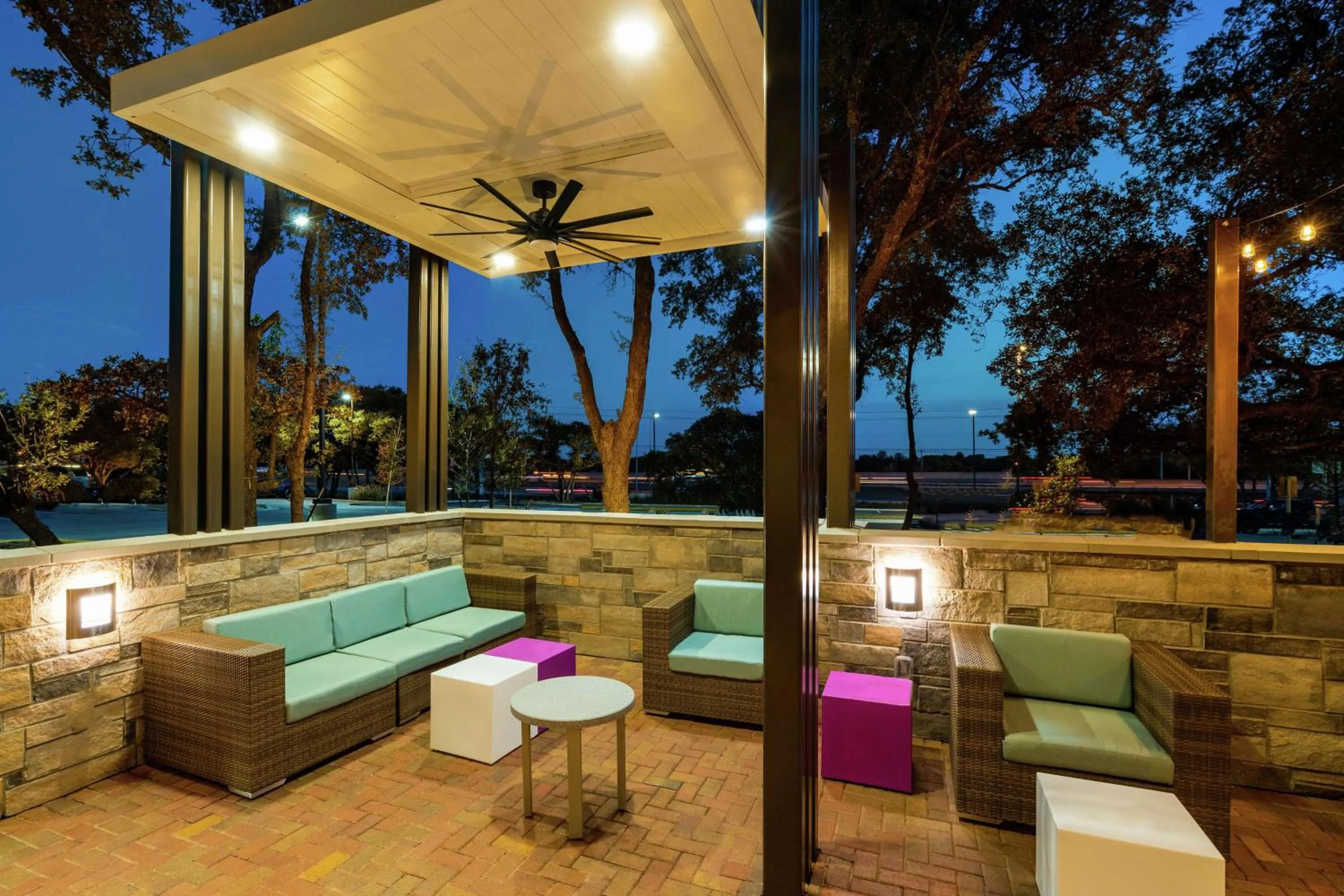 Patio in Hilton Garden Inn Cedar Park Austin