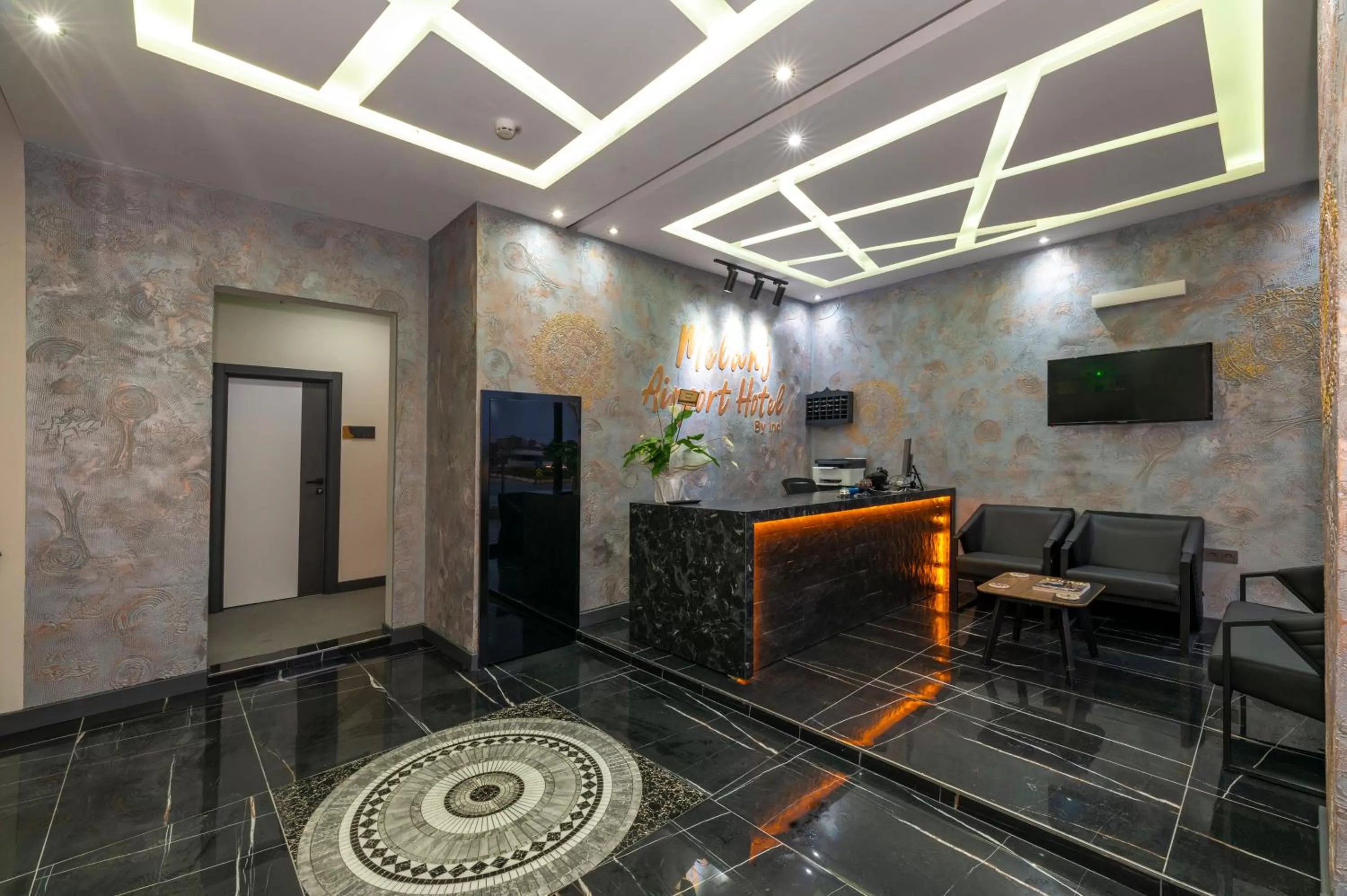 Lobby or reception in Melanj Airport Hotel