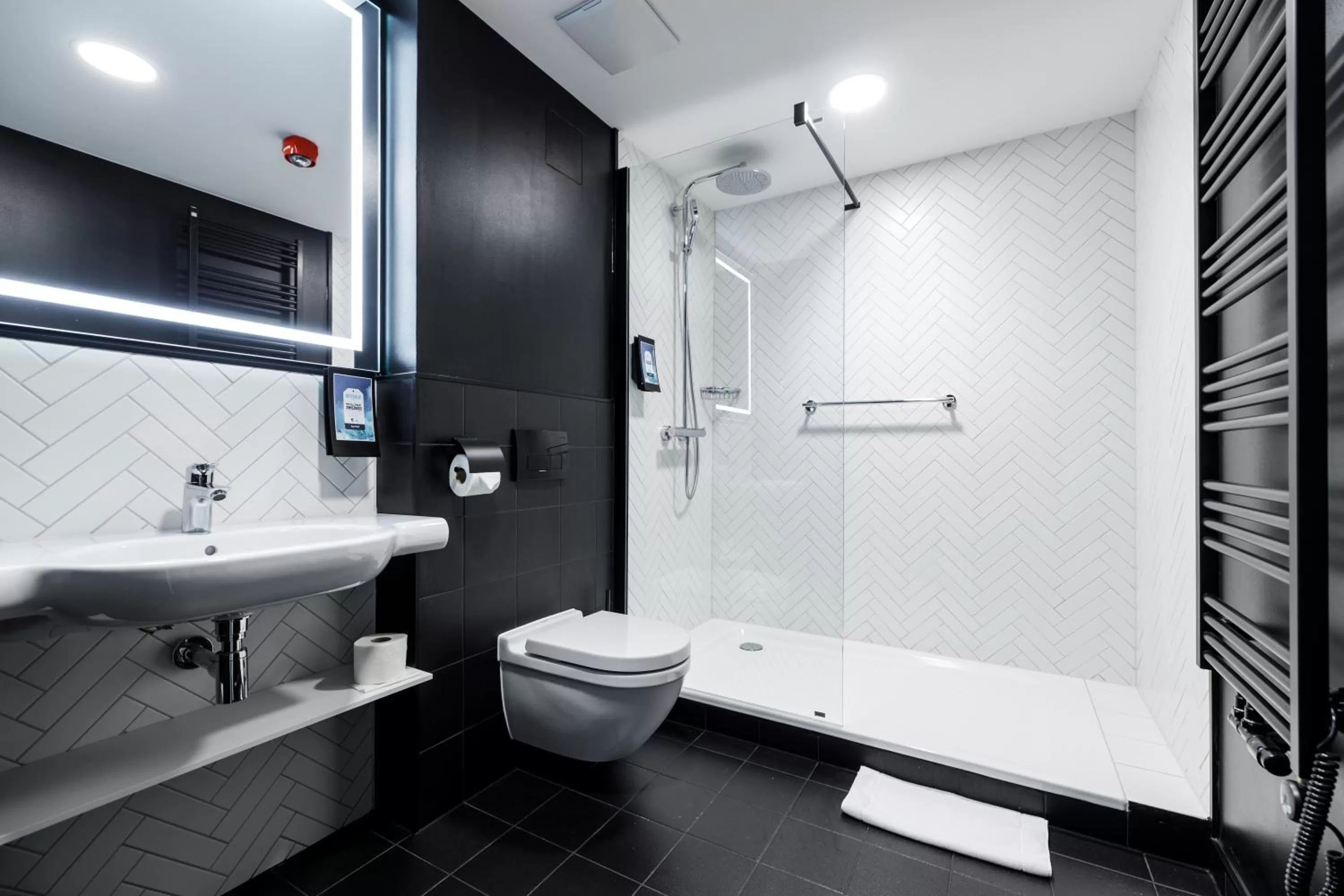 Shower in Hotel Kyriad Stargard