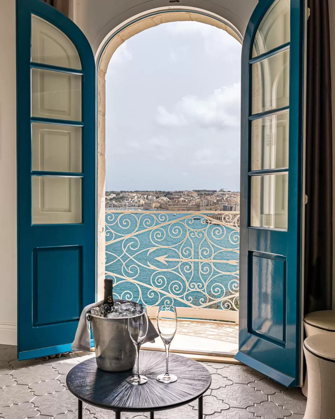 Balcony/Terrace in Iniala Harbour House
