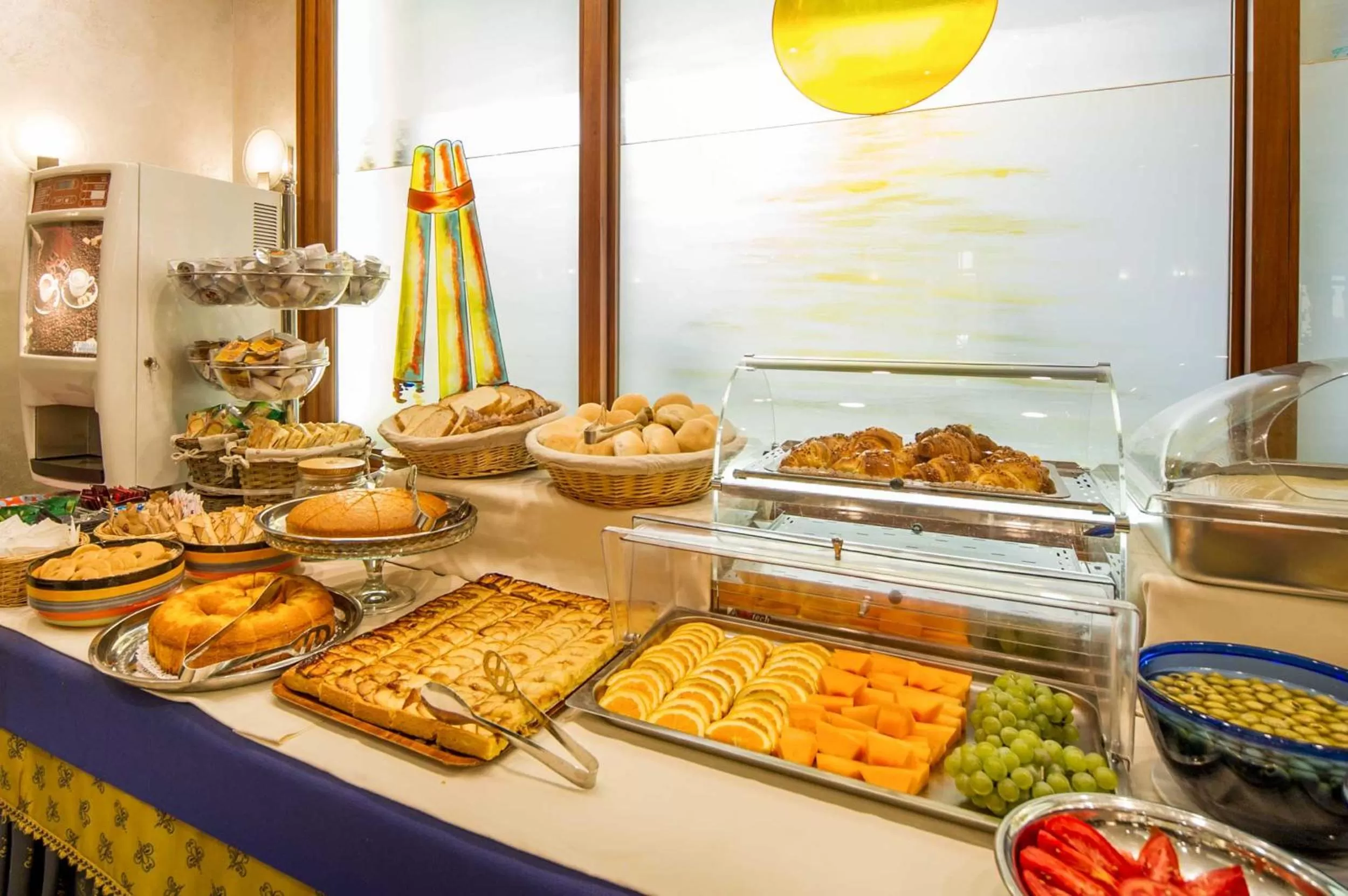Buffet breakfast in Hotel Centrale
