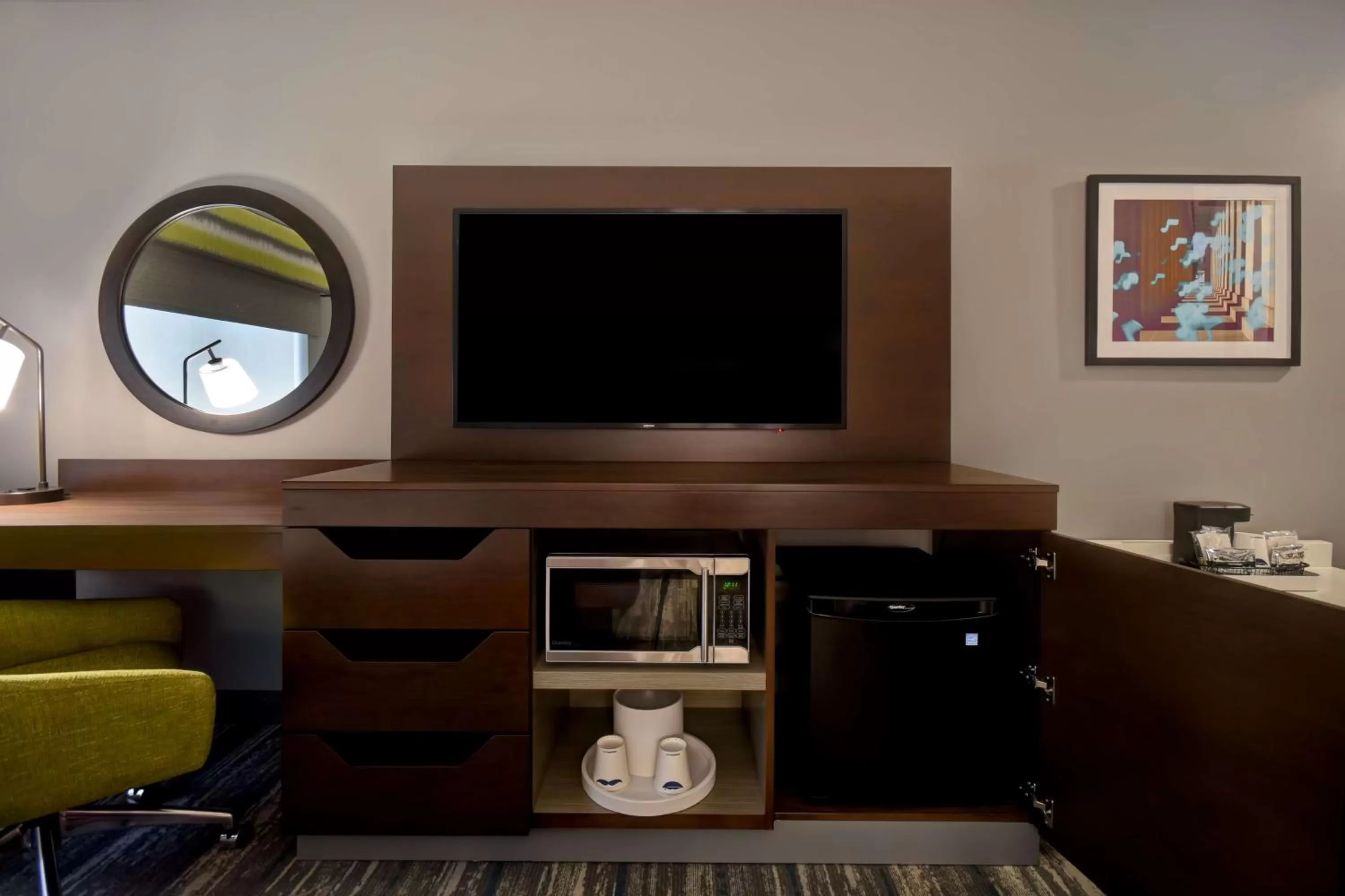 Bedroom in Hampton Inn Pleasant View