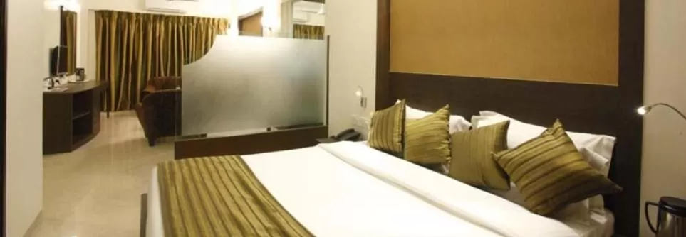 Photo of the whole room, Bed in Hotel Plaza