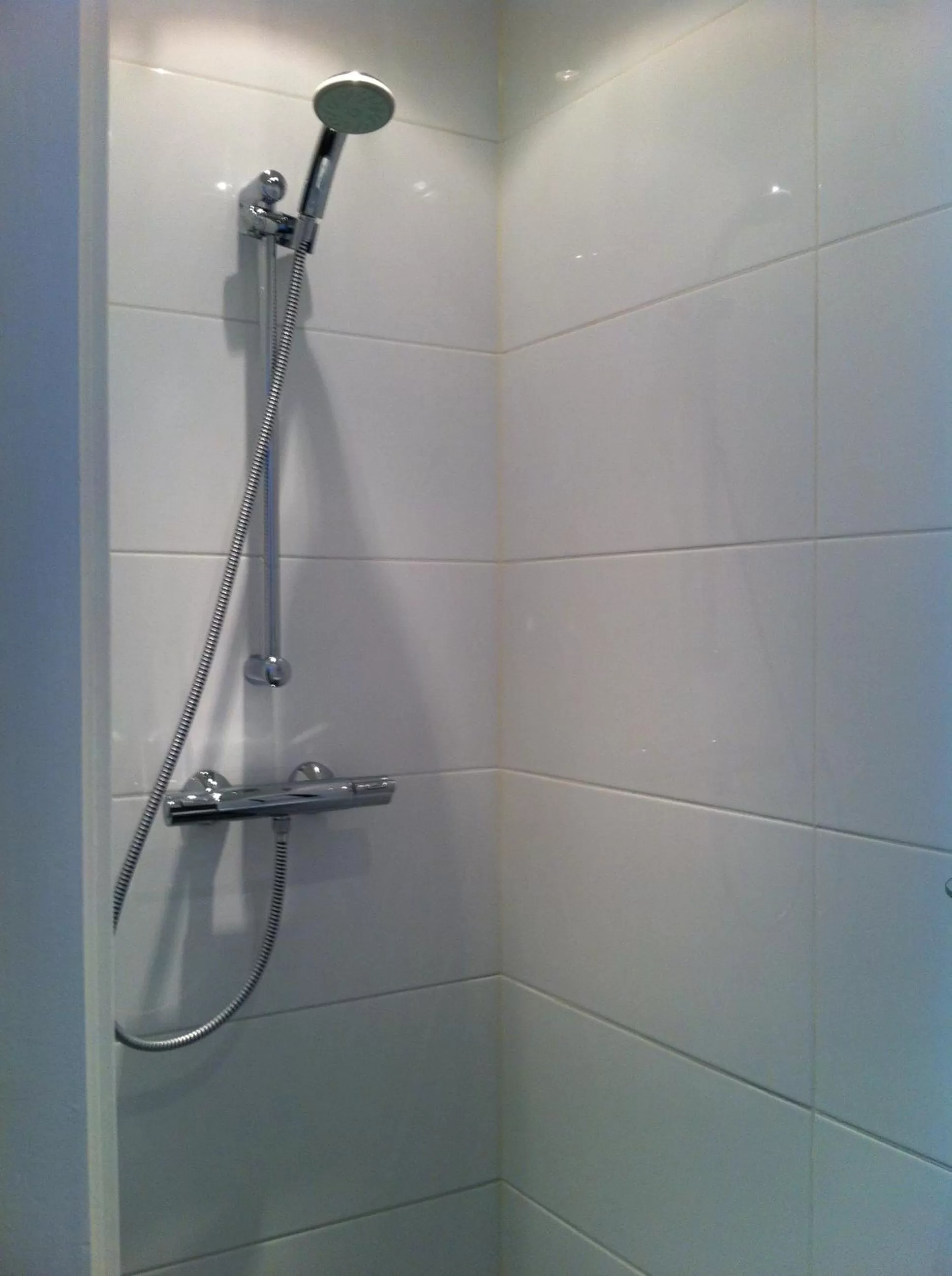 Shower in Hotel Hortus