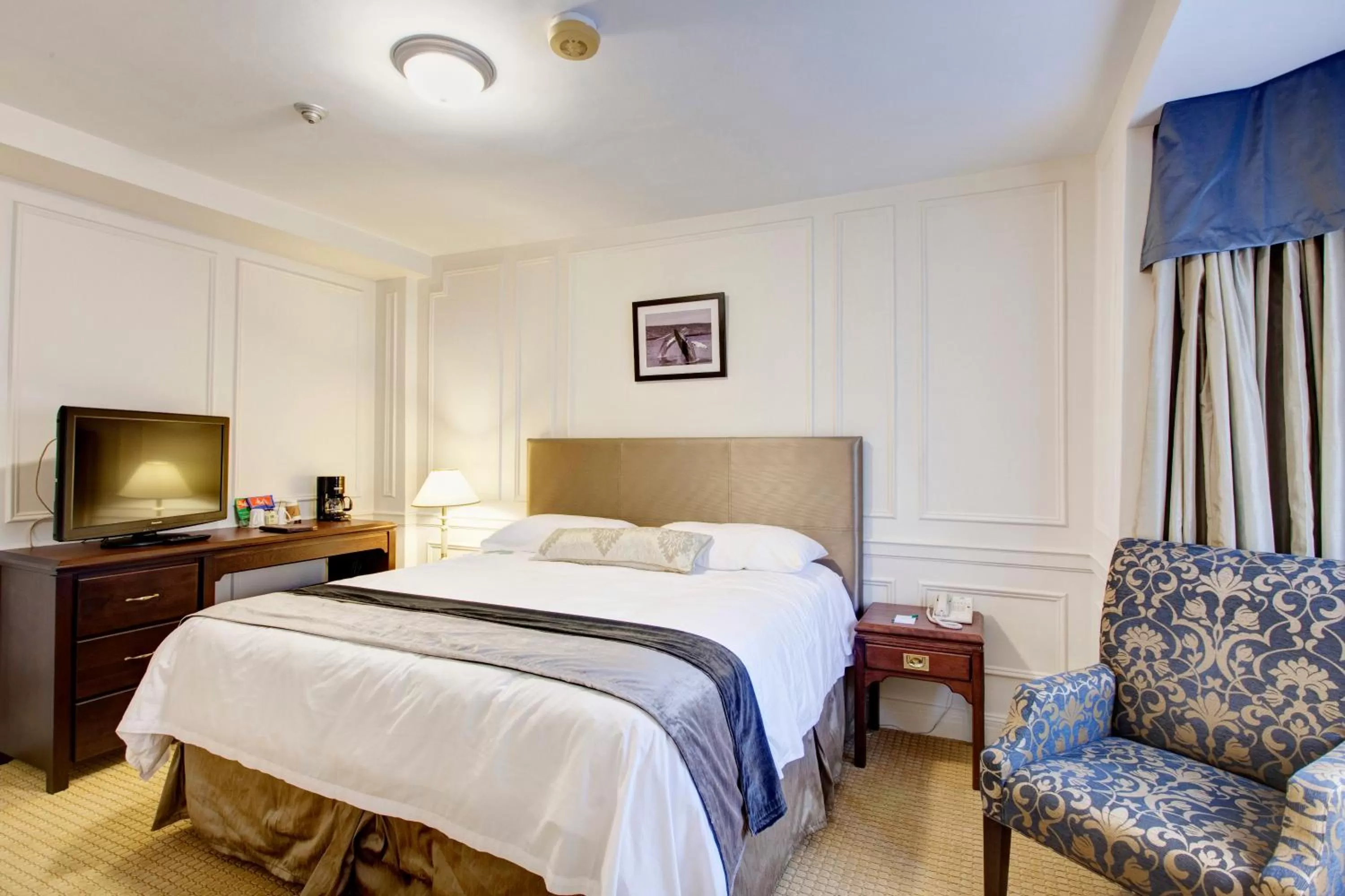 Queen Room - single occupancy in Digby Pines Golf Resort and Spa