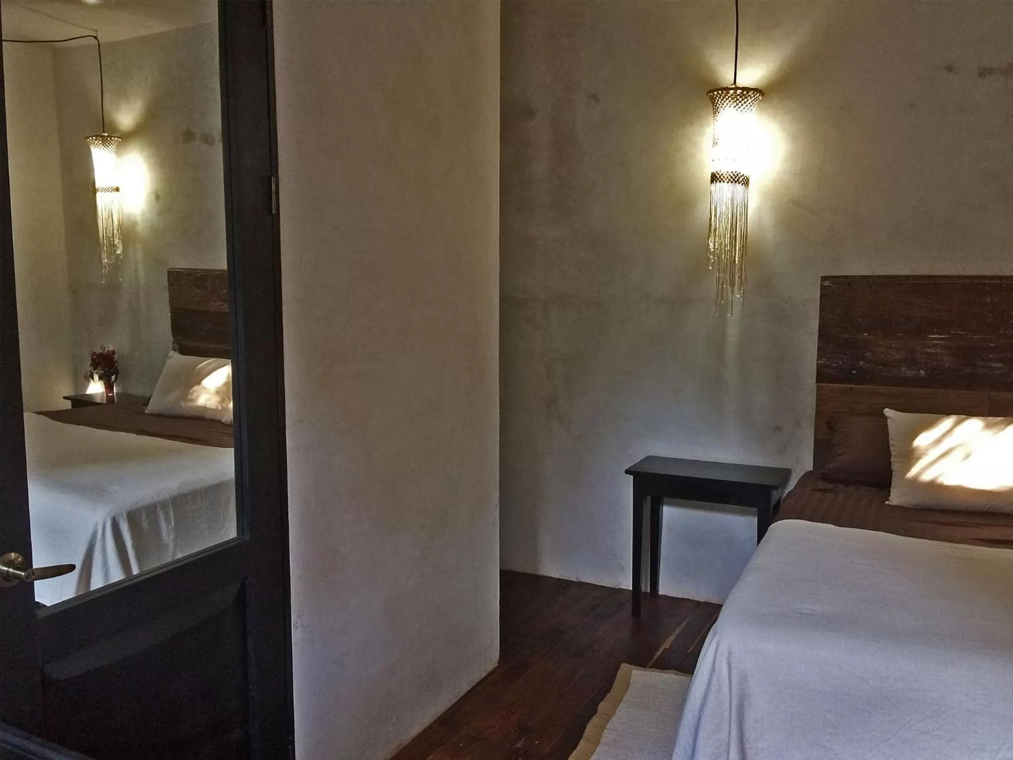 Photo of the whole room, Bed in La Flor Casa Boutique