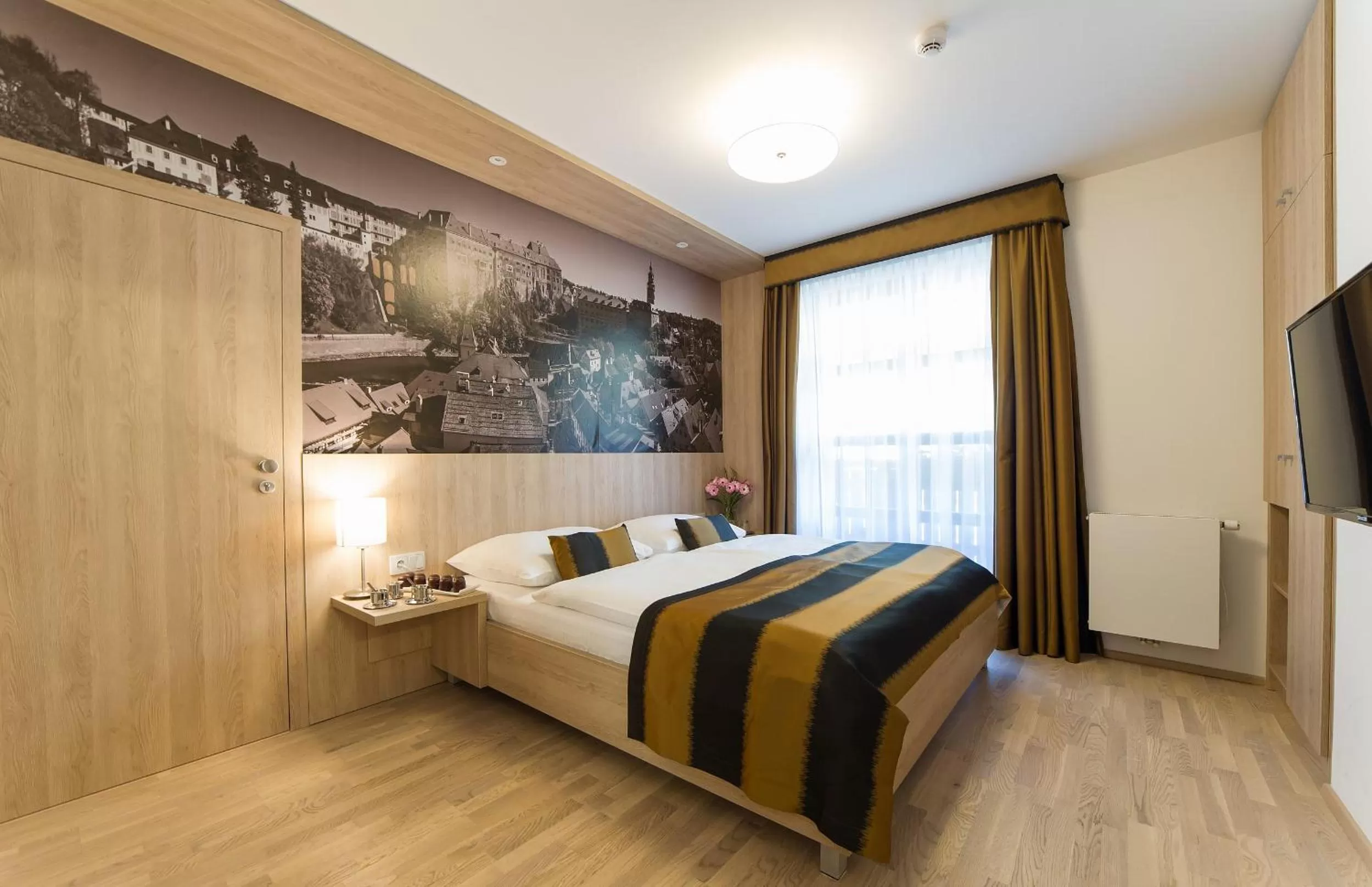 Bed in Garni hotel Castle Bridge