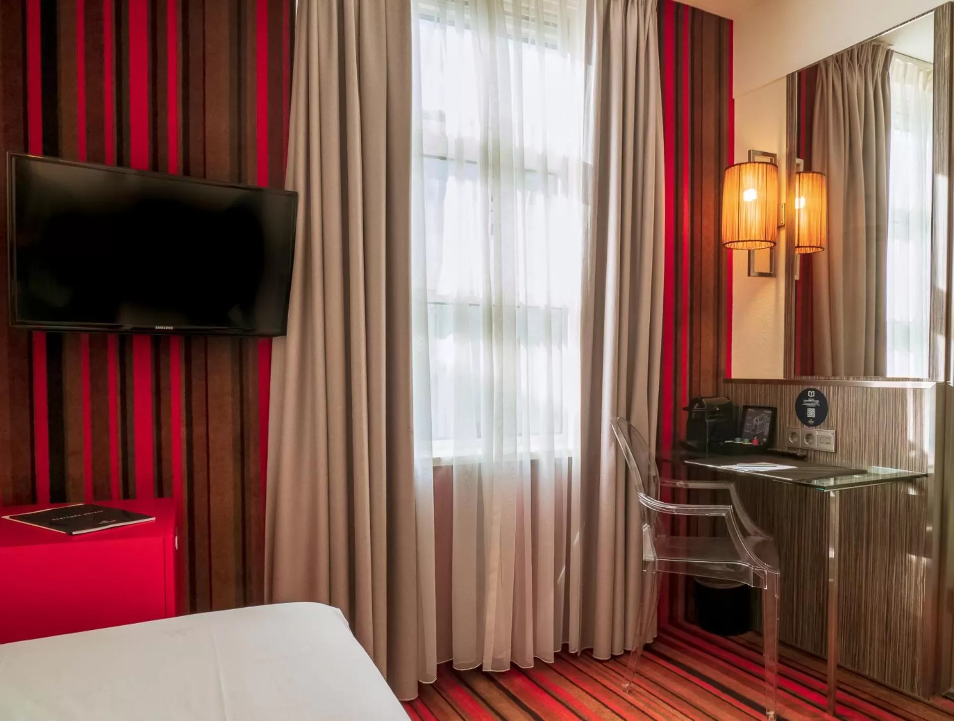 Bedroom, Bed in WestCord City Centre Hotel