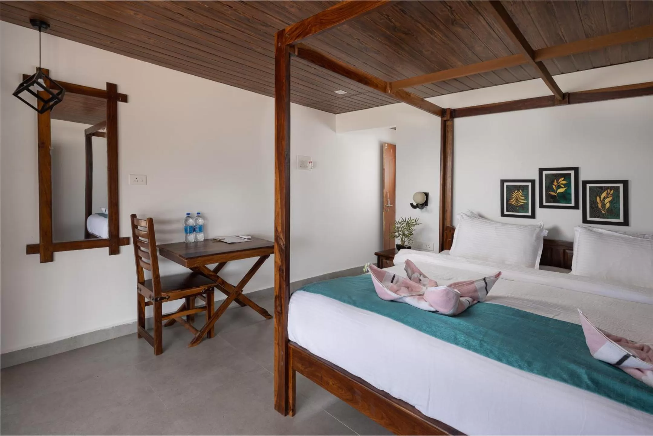 Bedroom, Bed in The Shore beach resort