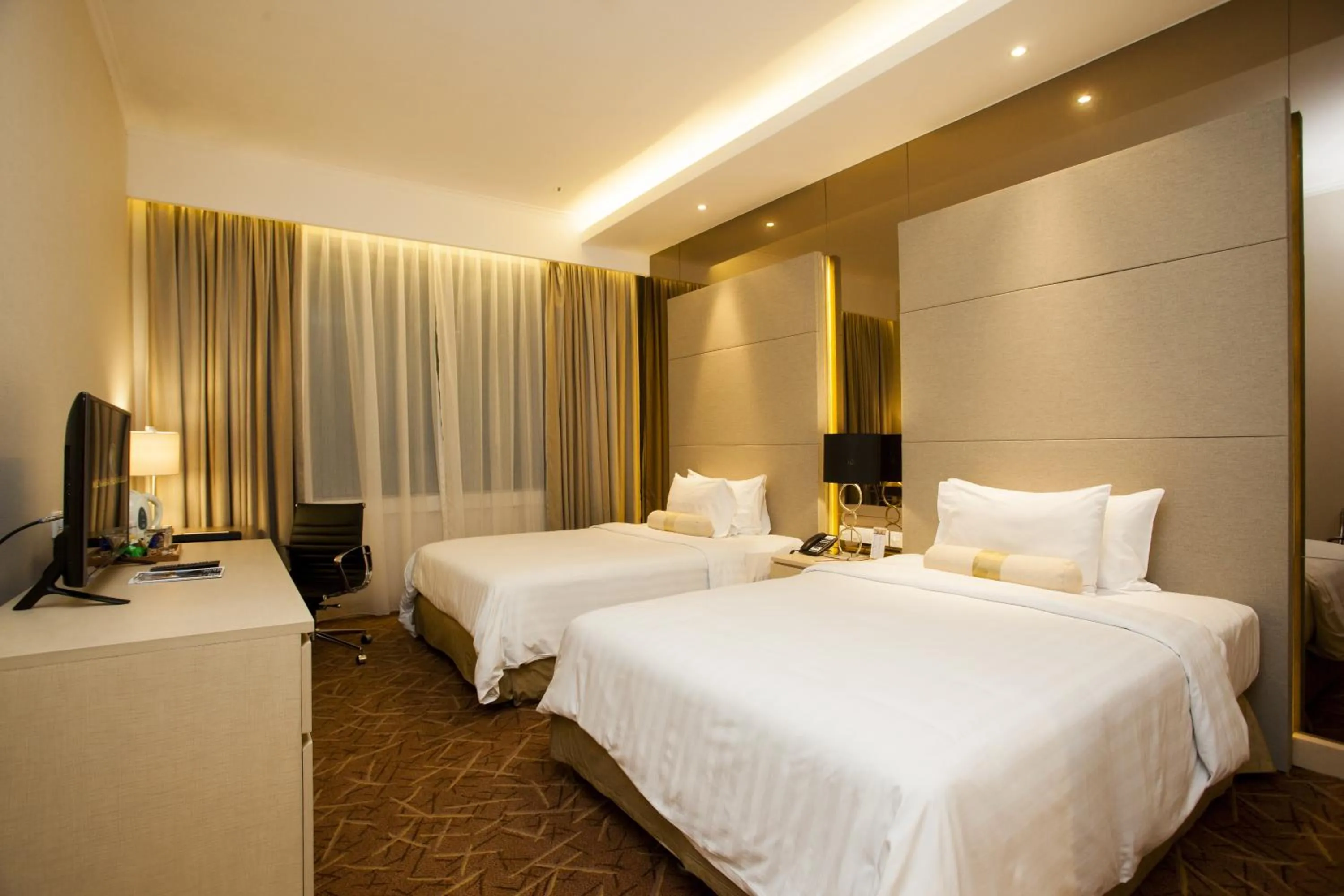 Photo of the whole room, Bed in Menara Peninsula Hotel