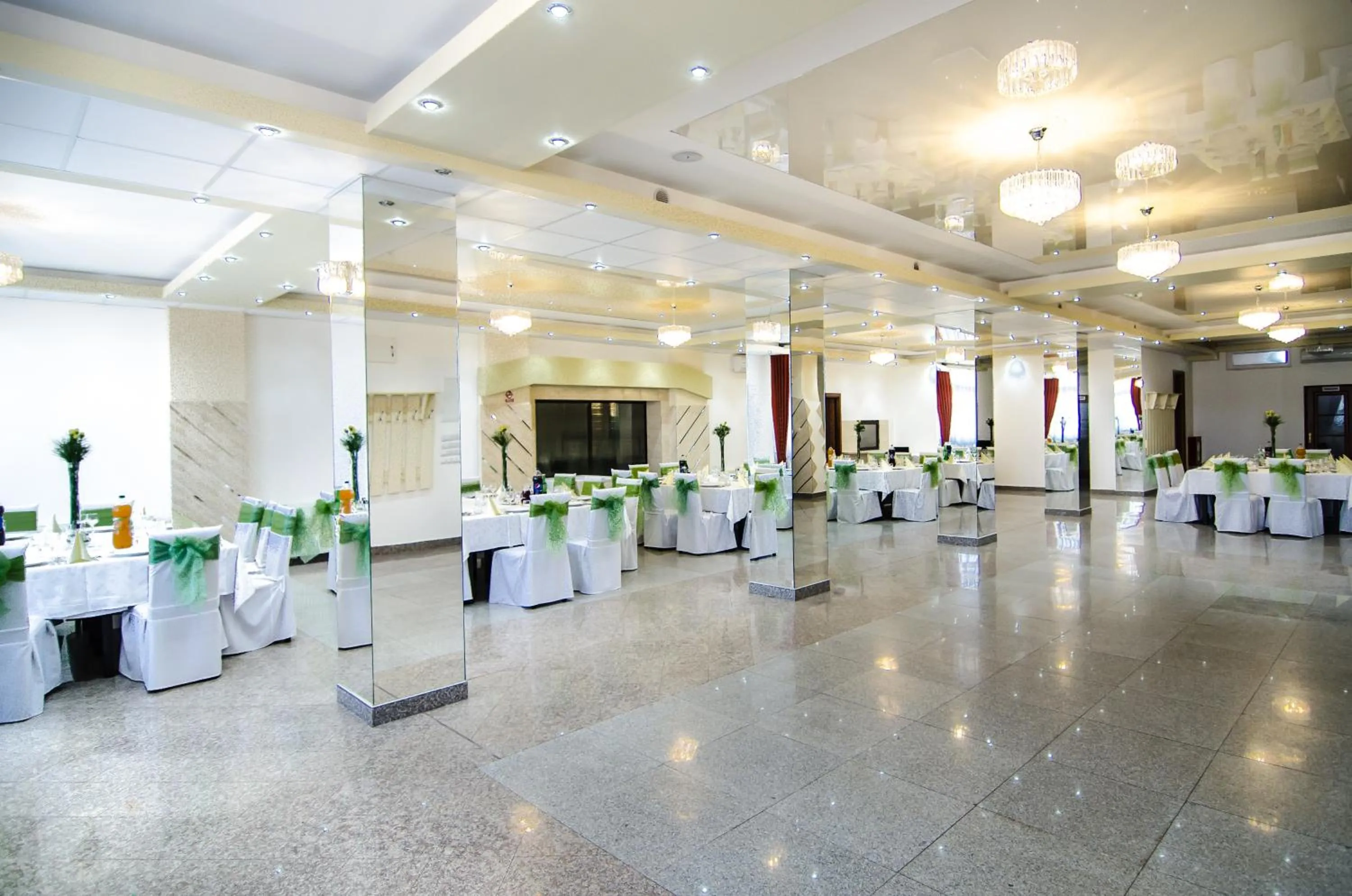 Banquet/Function facilities in Hotel Seneca