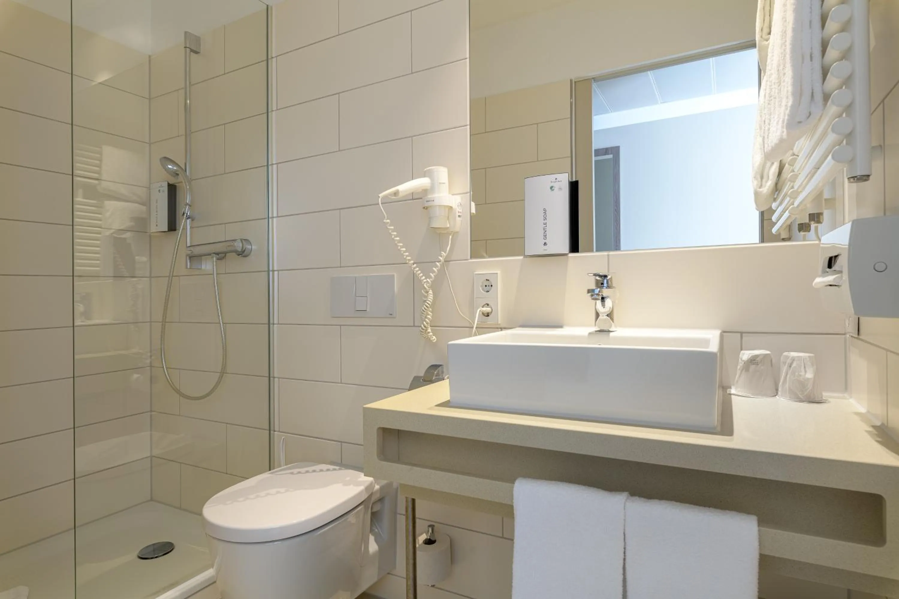 Bathroom in Tulip Inn München Messe