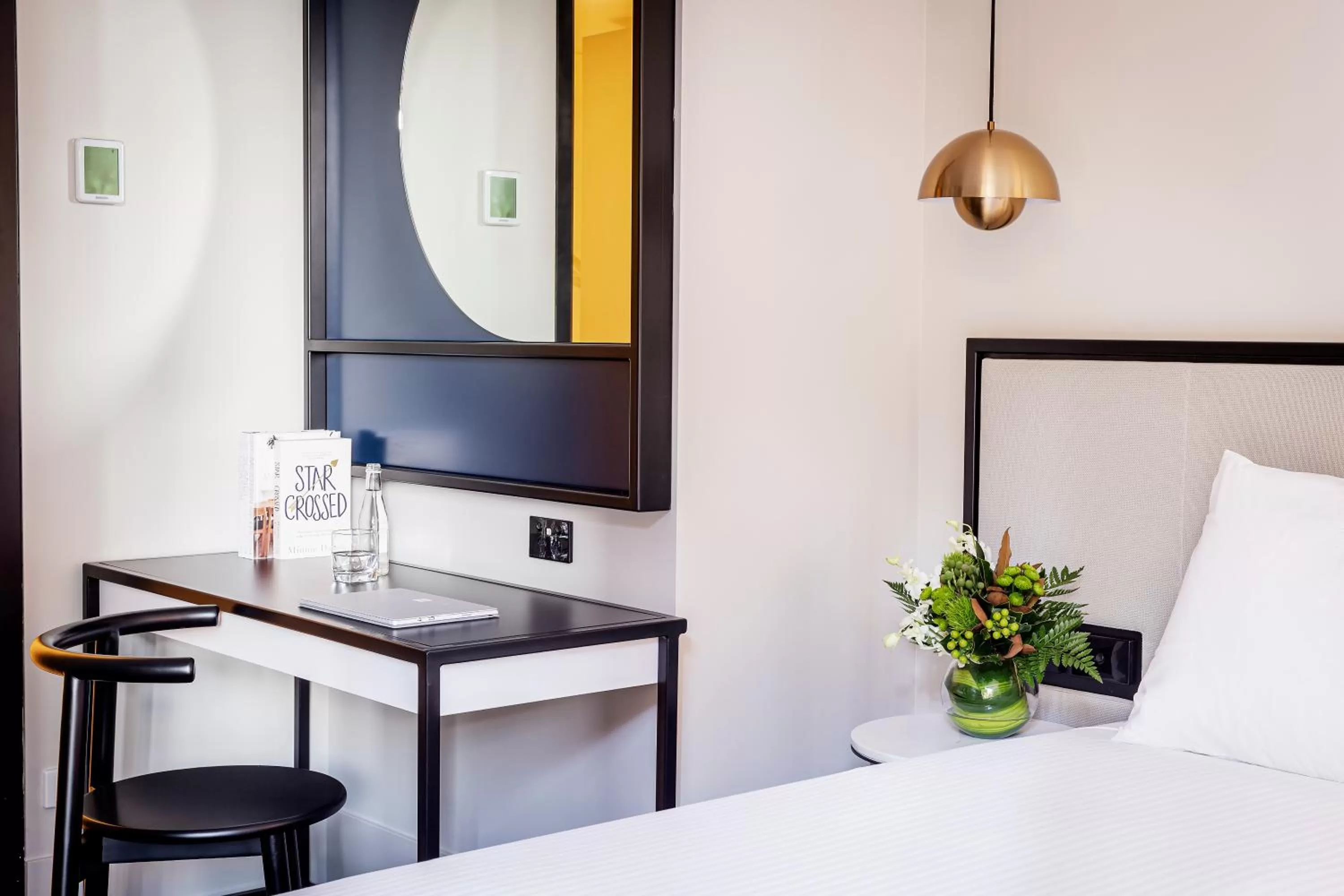 Bedroom, Bed in Brady Hotels Jones Lane