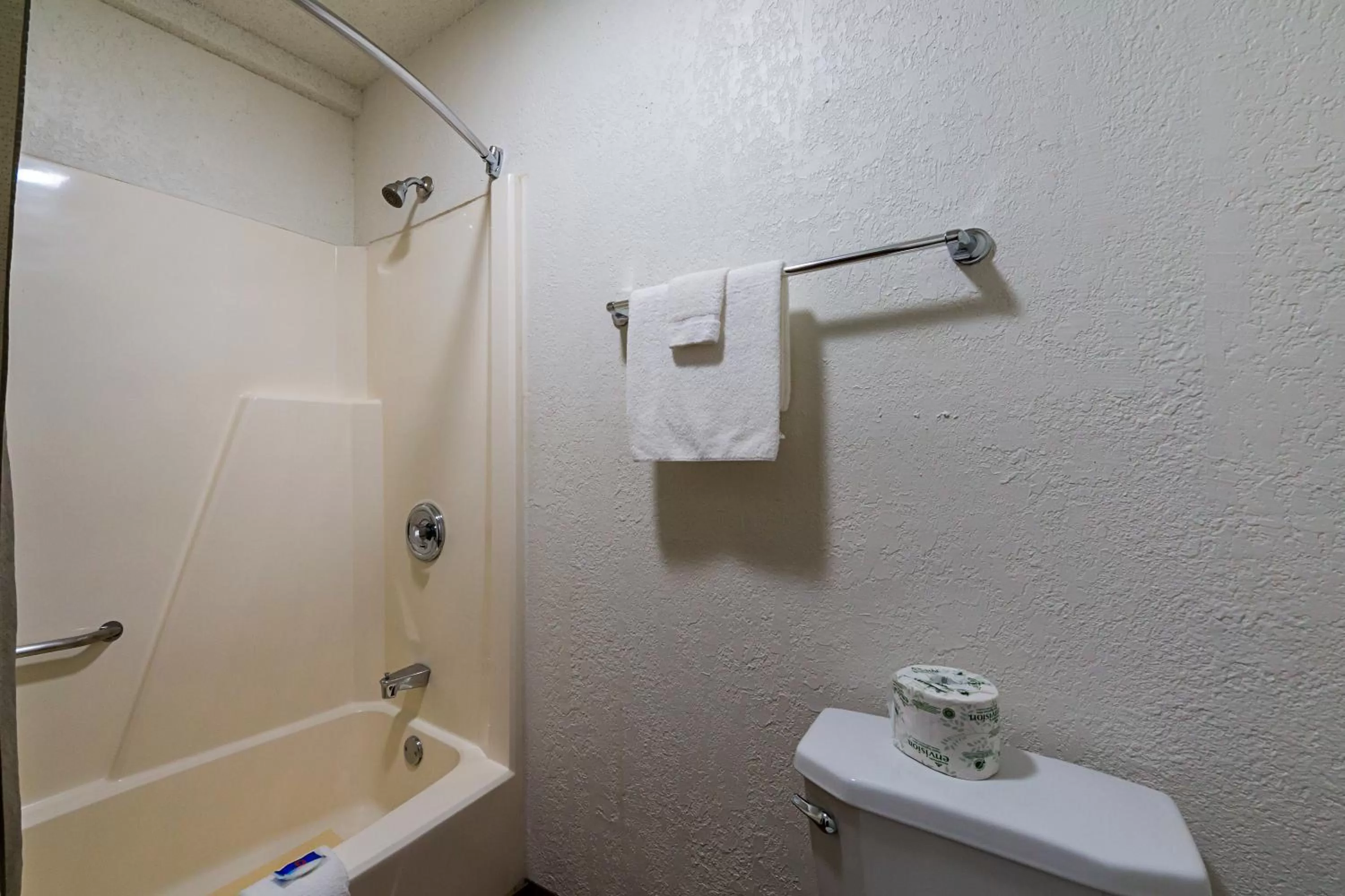 Bathroom in Motel 6 Boerne TX