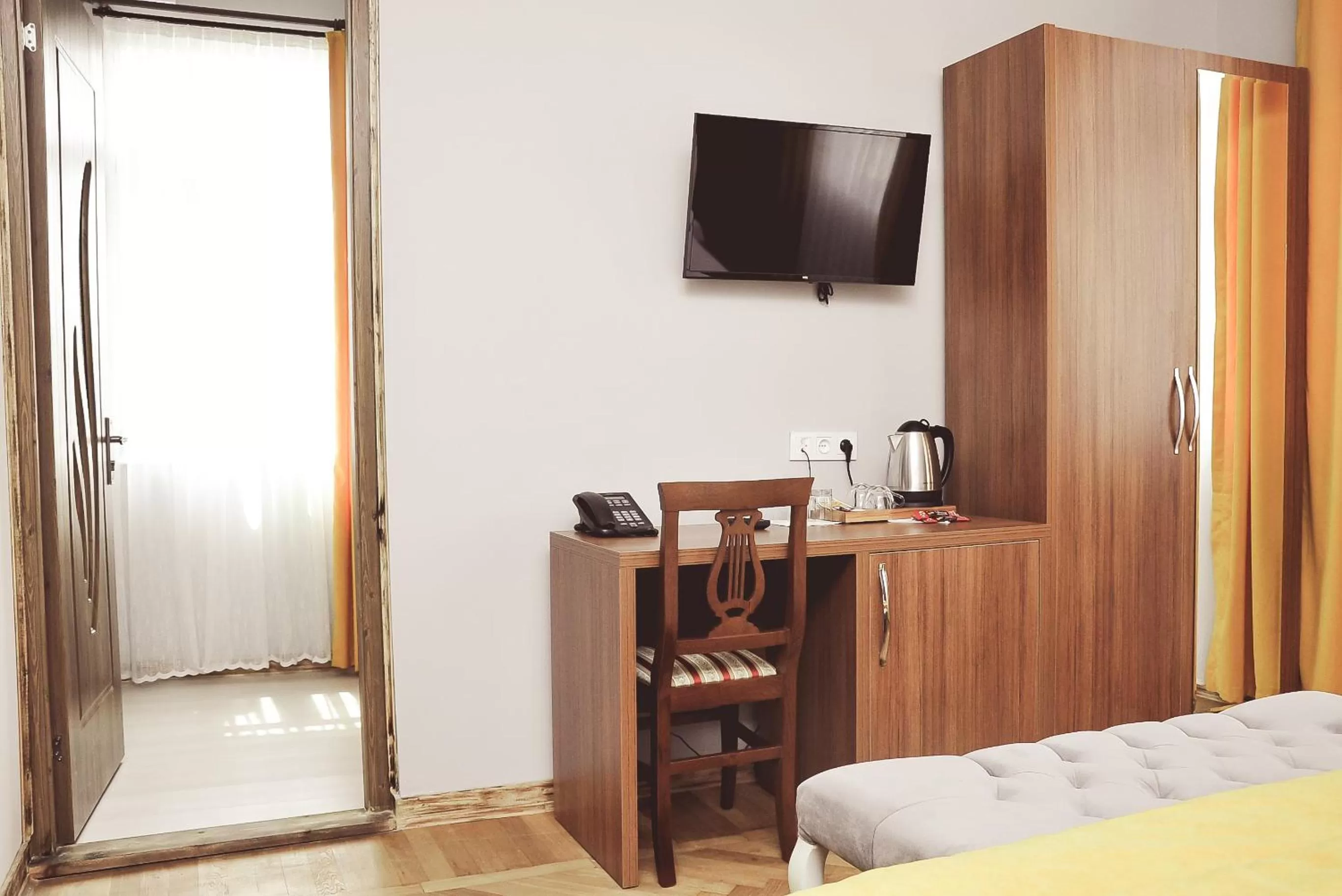 Bedroom in Palm Hotel