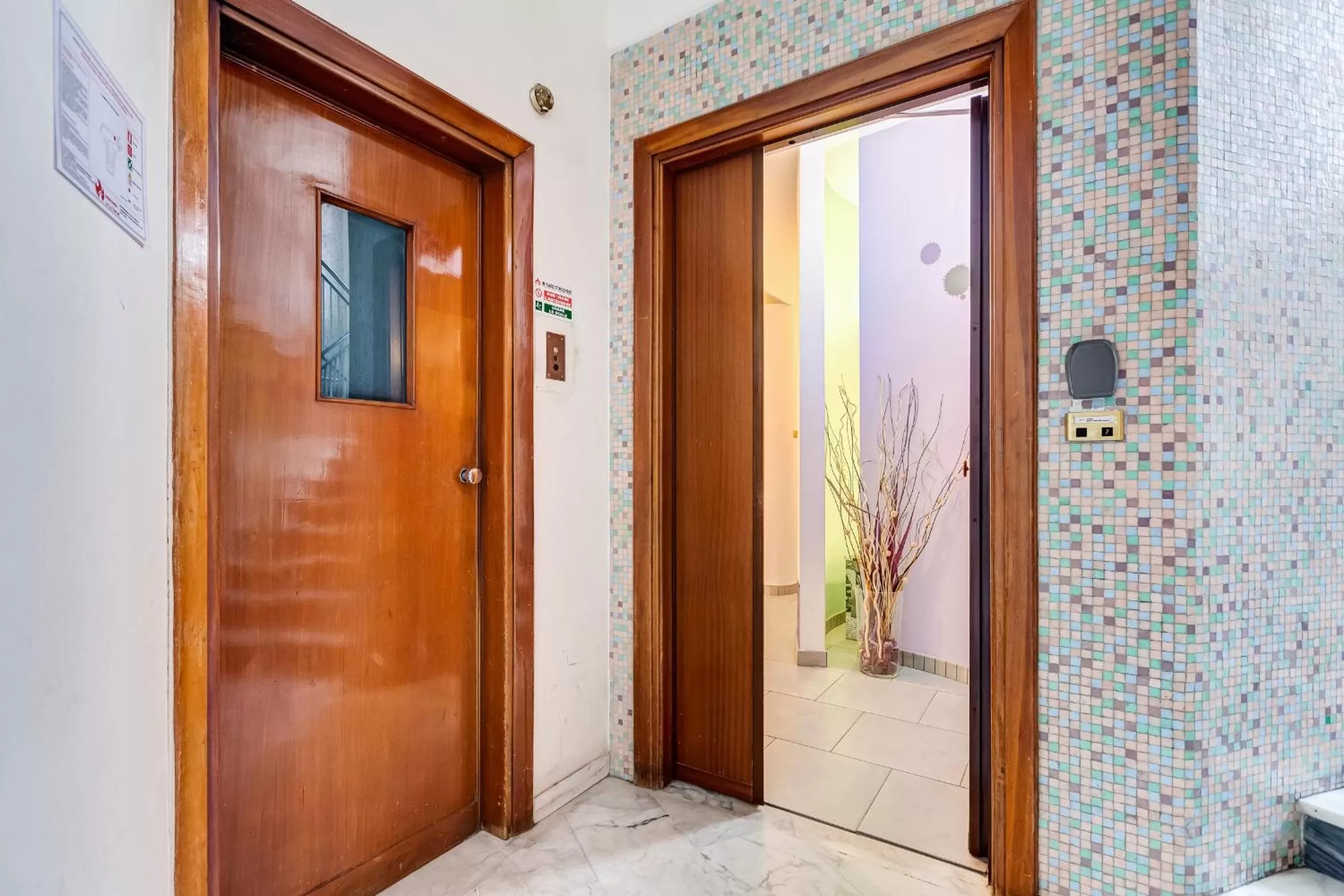 Facade/entrance in B&B Casa Der Poeta