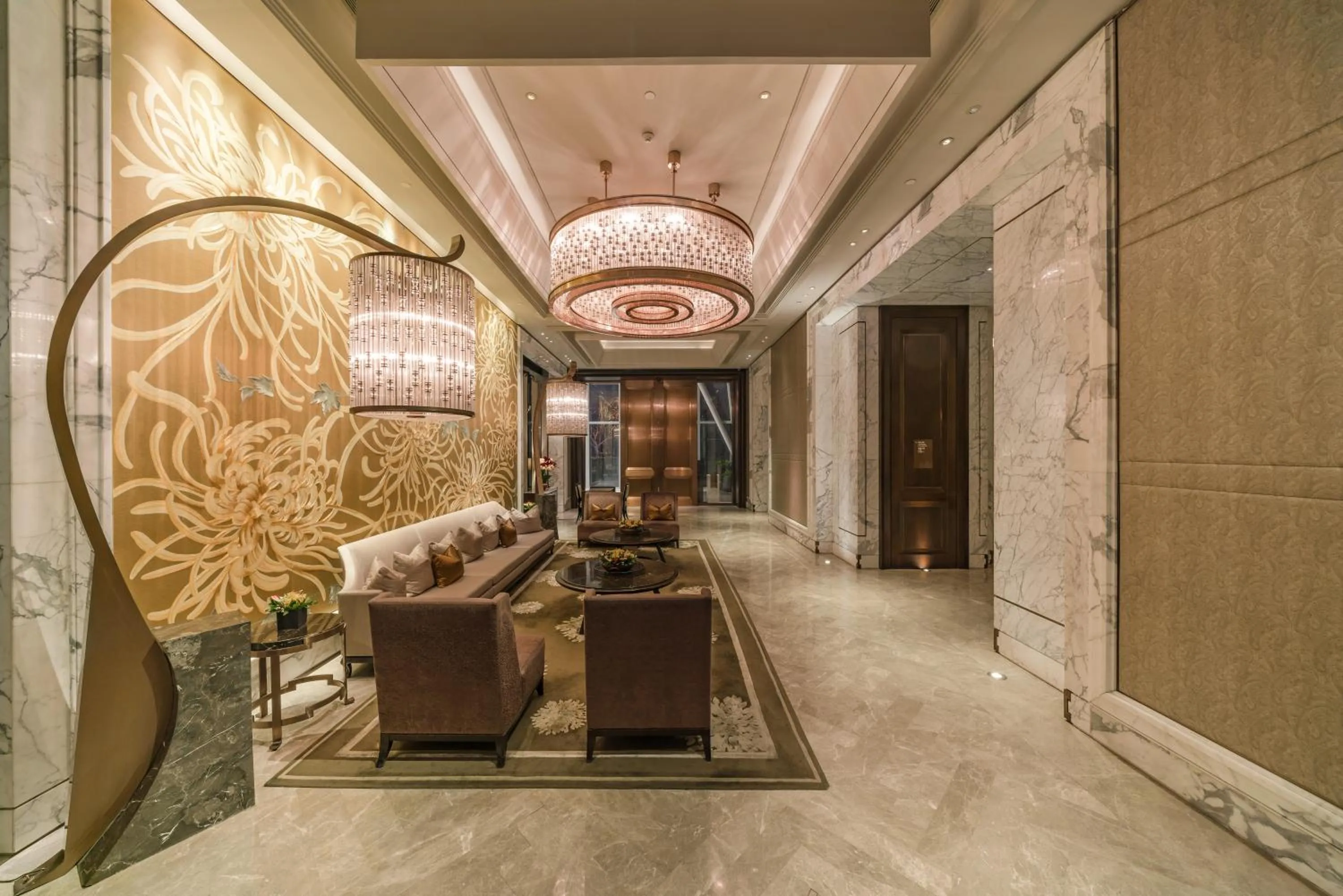 Lobby or reception in IFC Residence