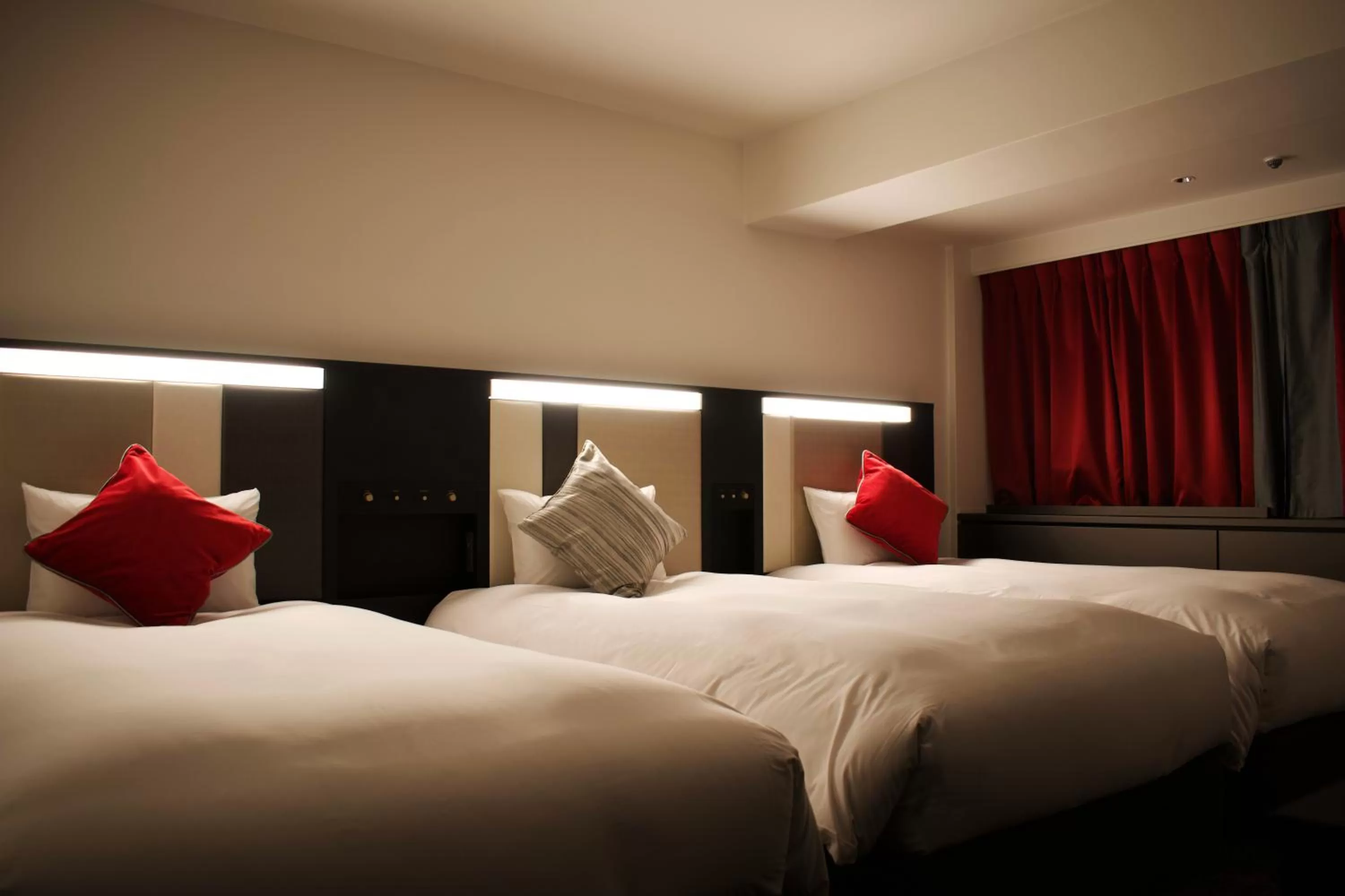 Bed in Cross Hotel Osaka