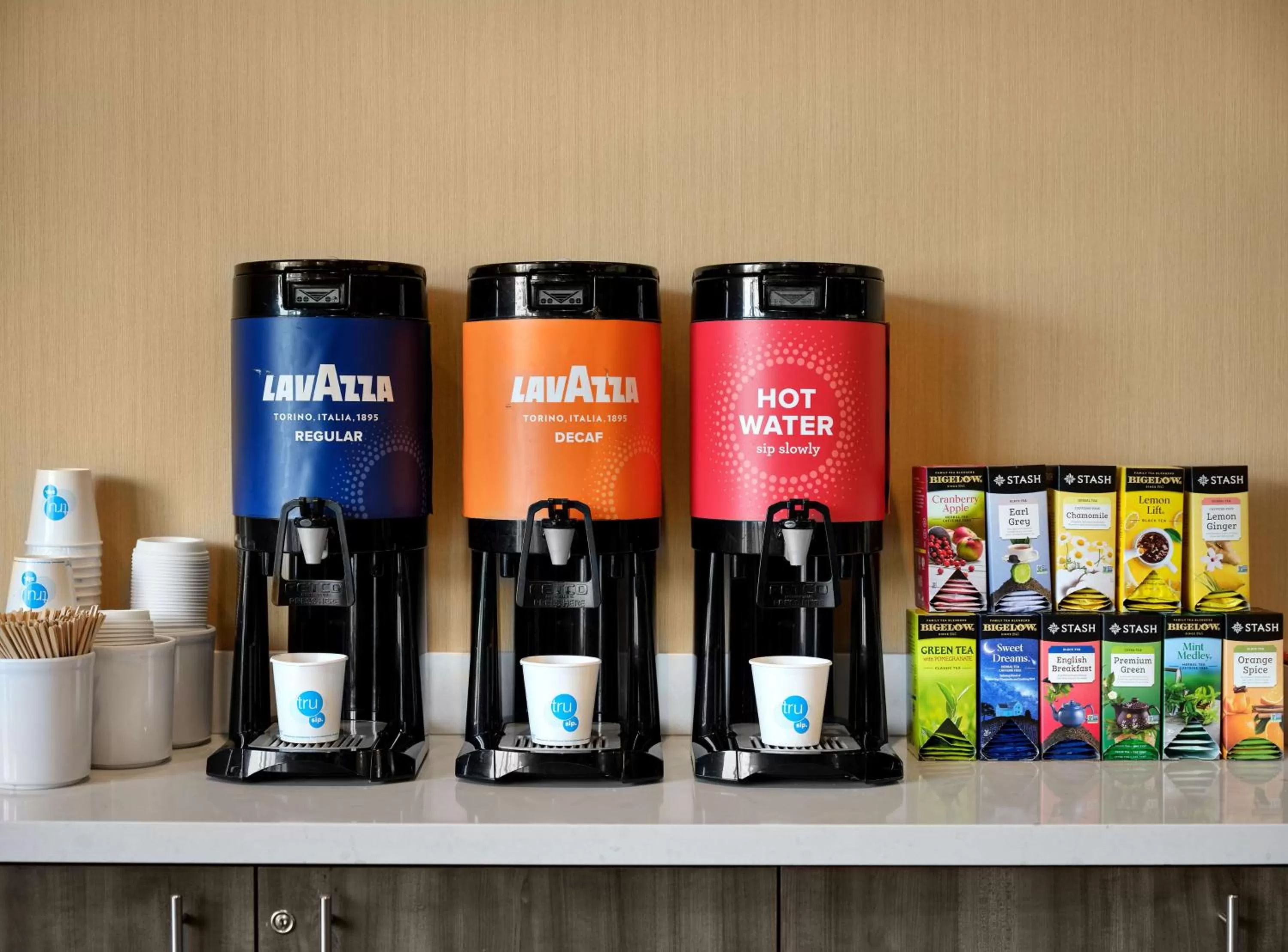 Breakfast in Tru By Hilton Indianapolis Downtown, In