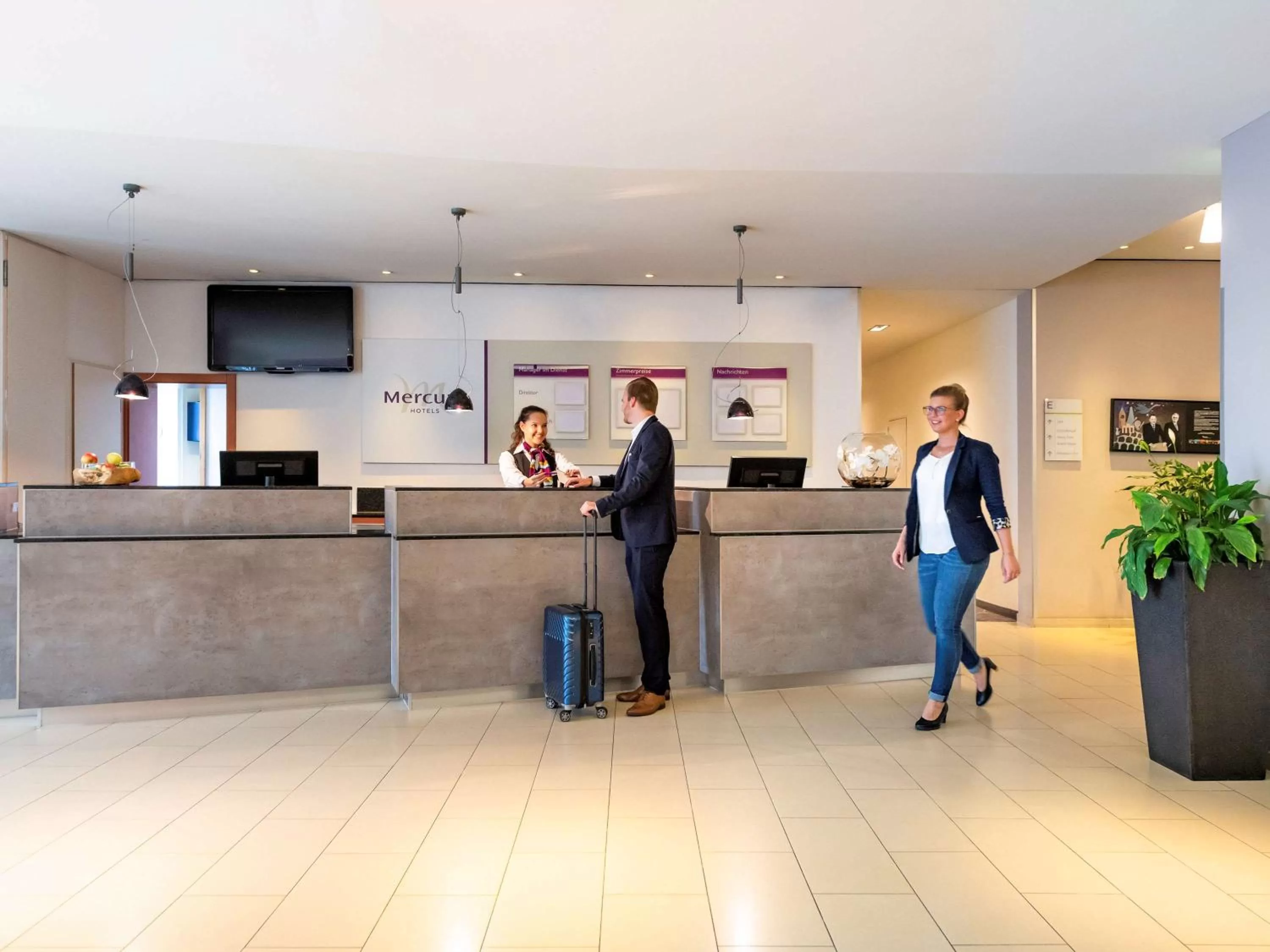 Property building in Mercure Hotel Köln West