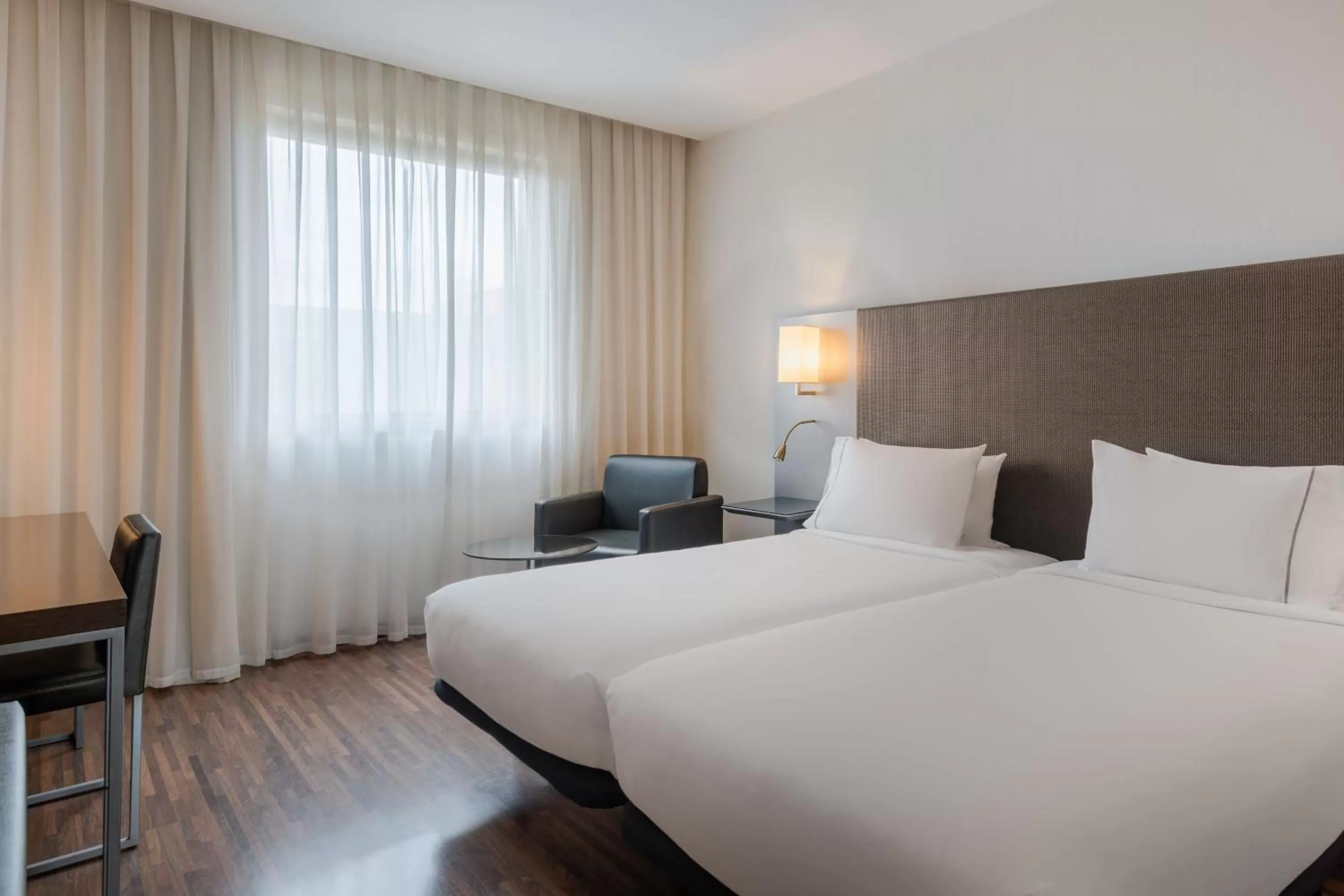Photo of the whole room, Bed in AC Hotel by Marriott Madrid Airport