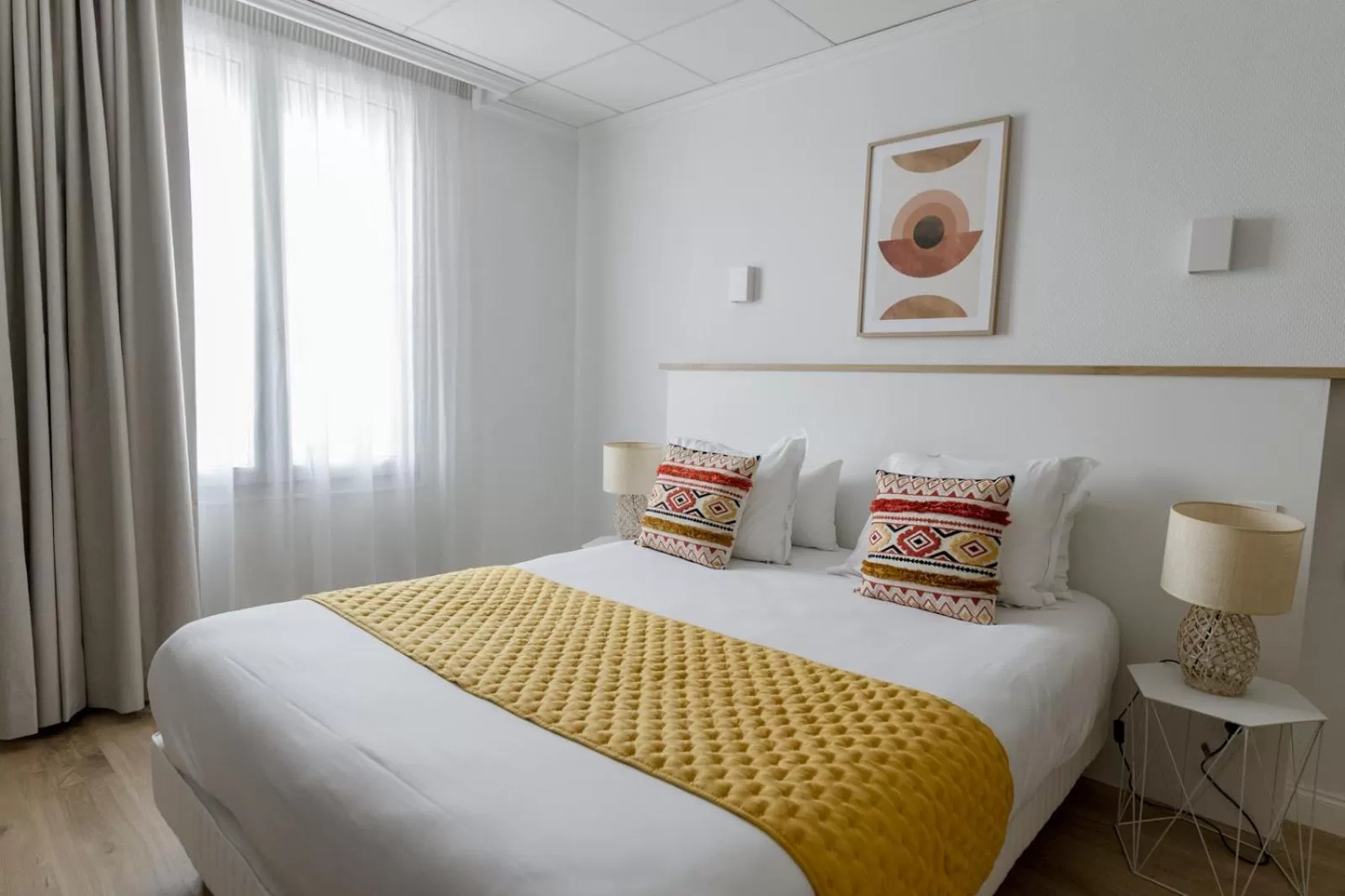 Bedroom, Bed in Hôtel Porte Mars Reims Gare Centre Arena