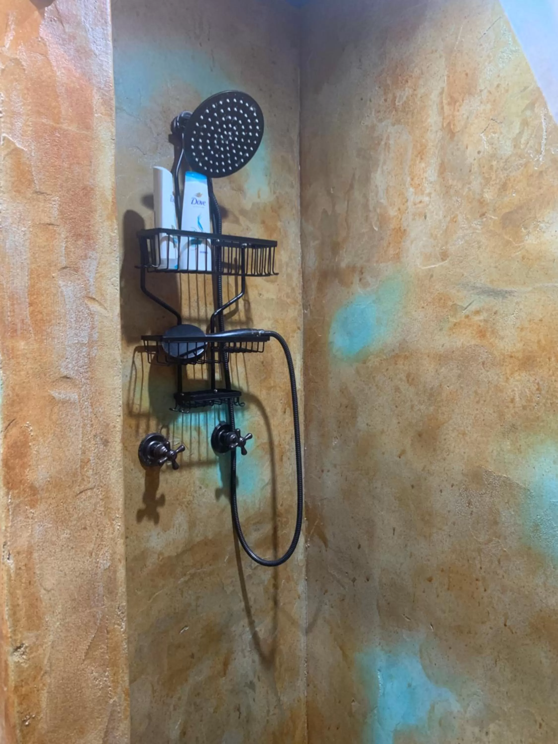 Shower, Bathroom in Fox Pass Cabins