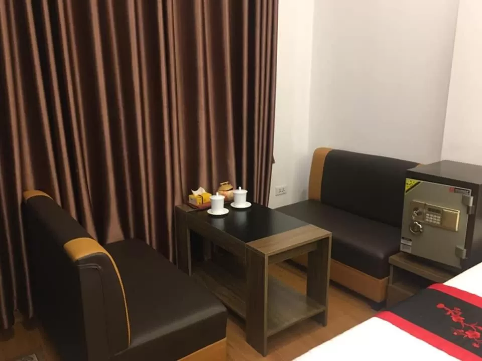 Bed in Friendly Home Hotel