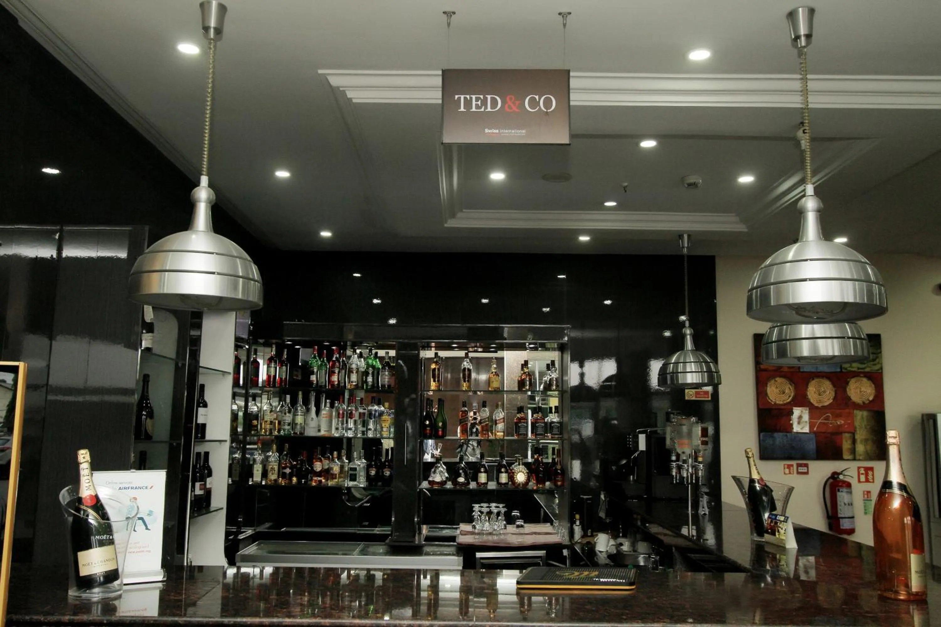 Alcoholic drinks, Lounge/Bar in Swiss International Mabisel Port Harcourt