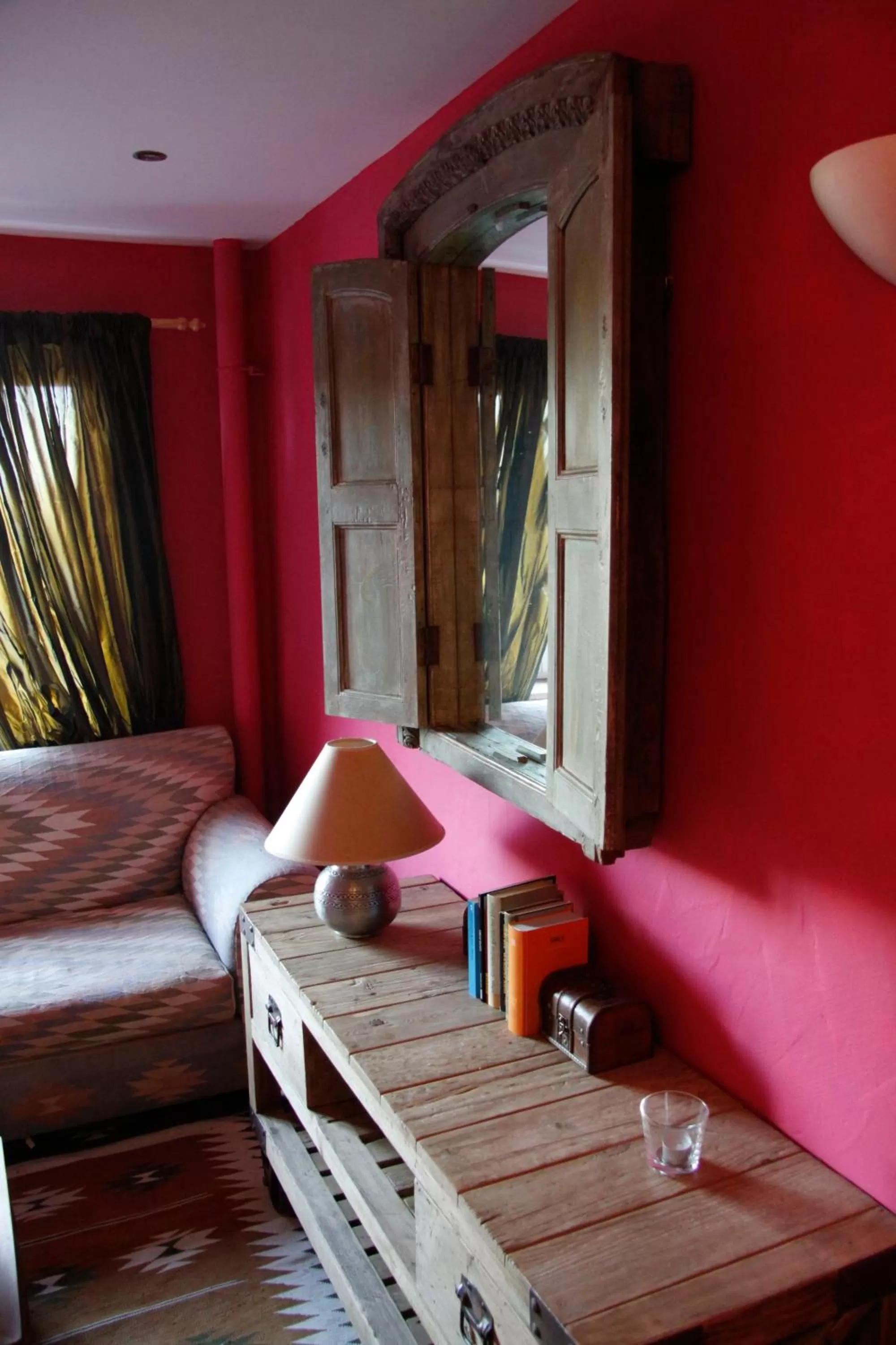 Lounge or bar in Zur Ewigen Lampe Romantisches Landhotel & Restaurant