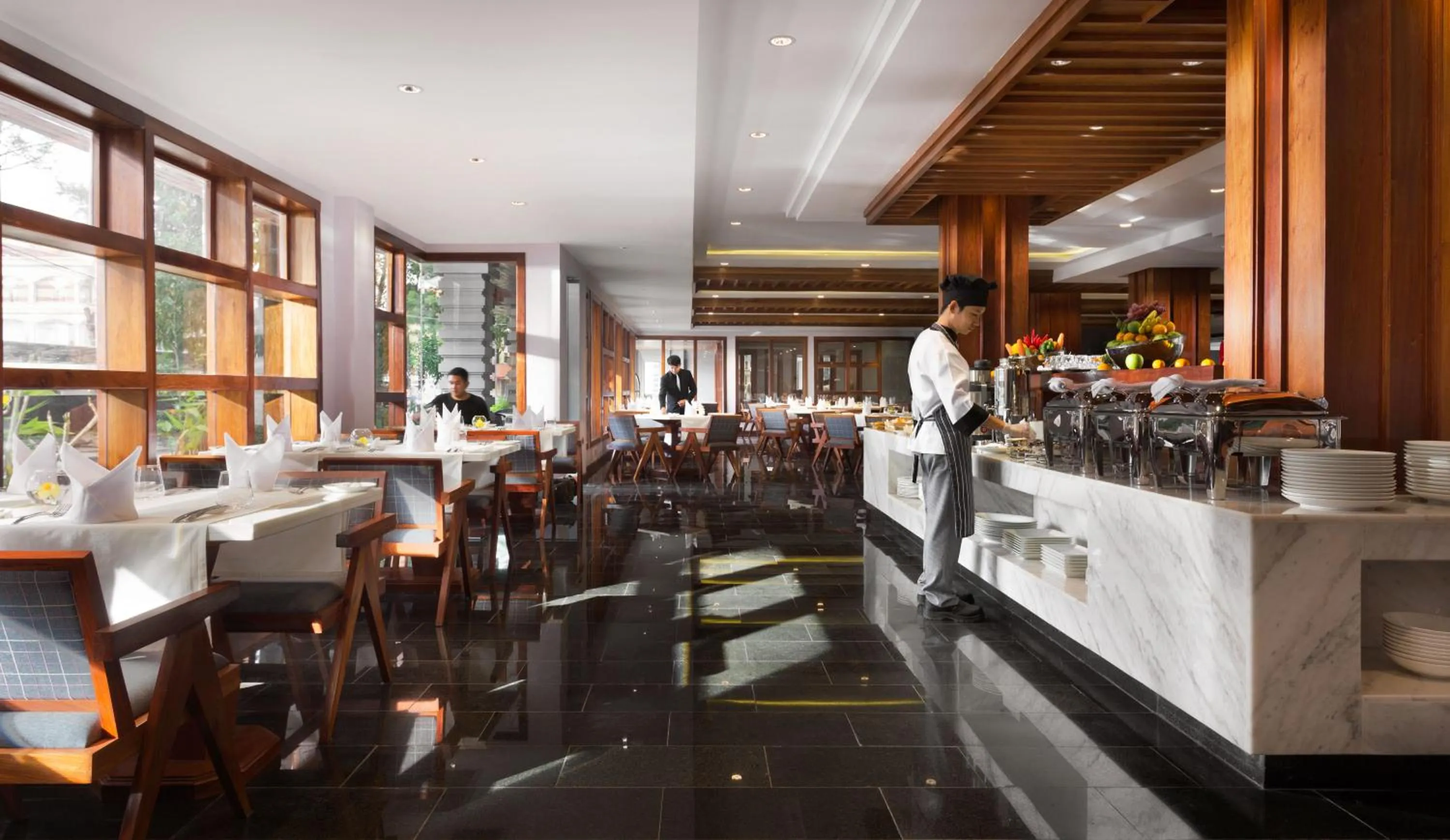 Restaurant/places to eat in J7 Angkor Hotel