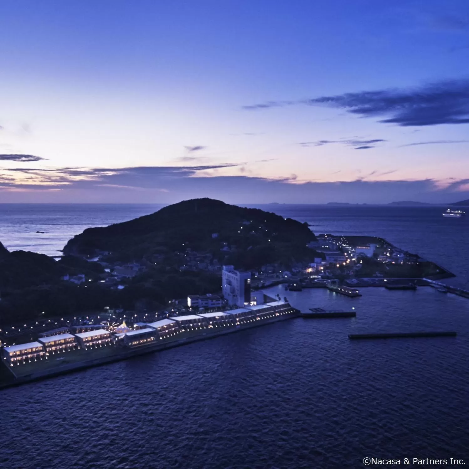 Sunset in i + Land Nagasaki