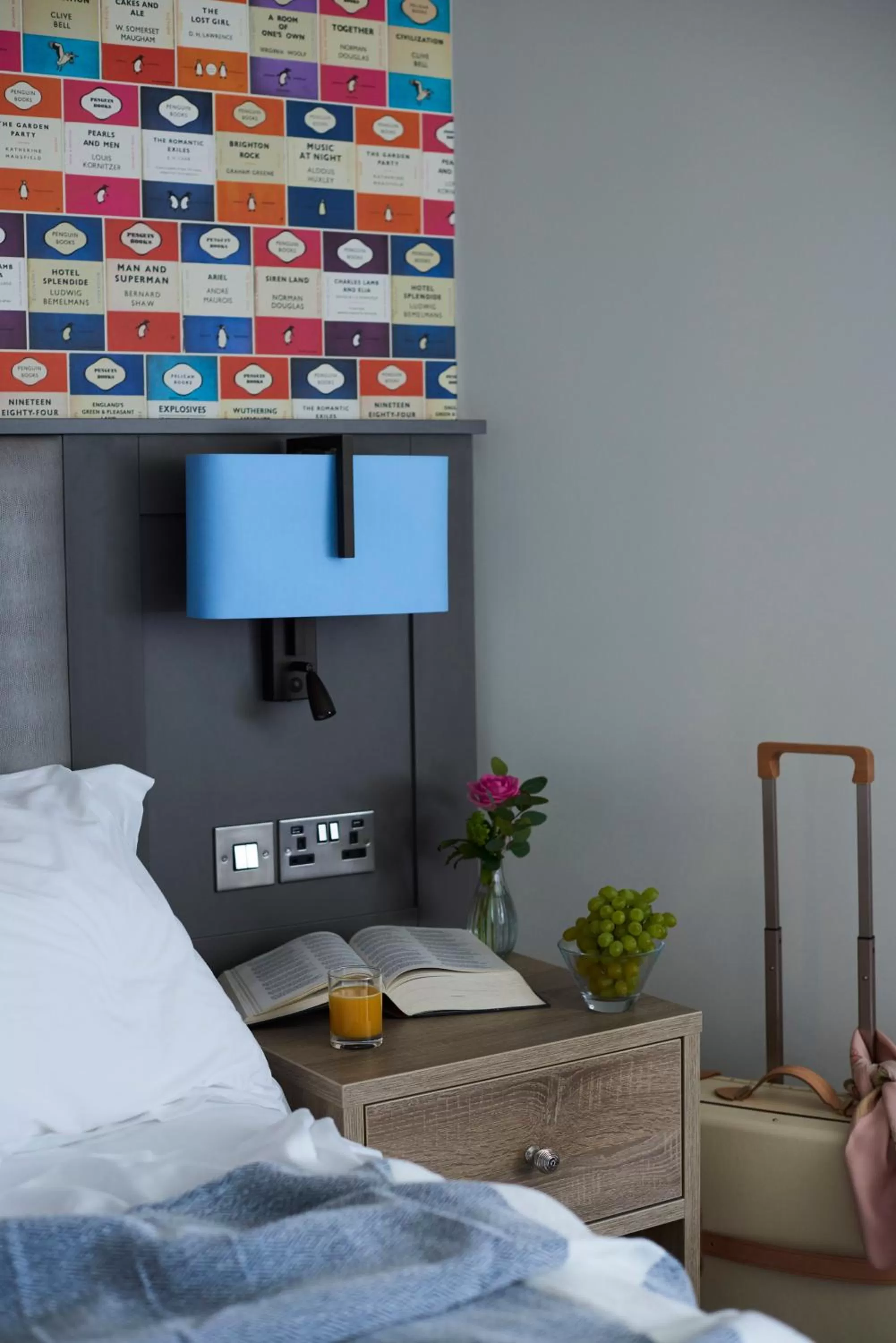 TV and multimedia, Bed in Pendley Manor