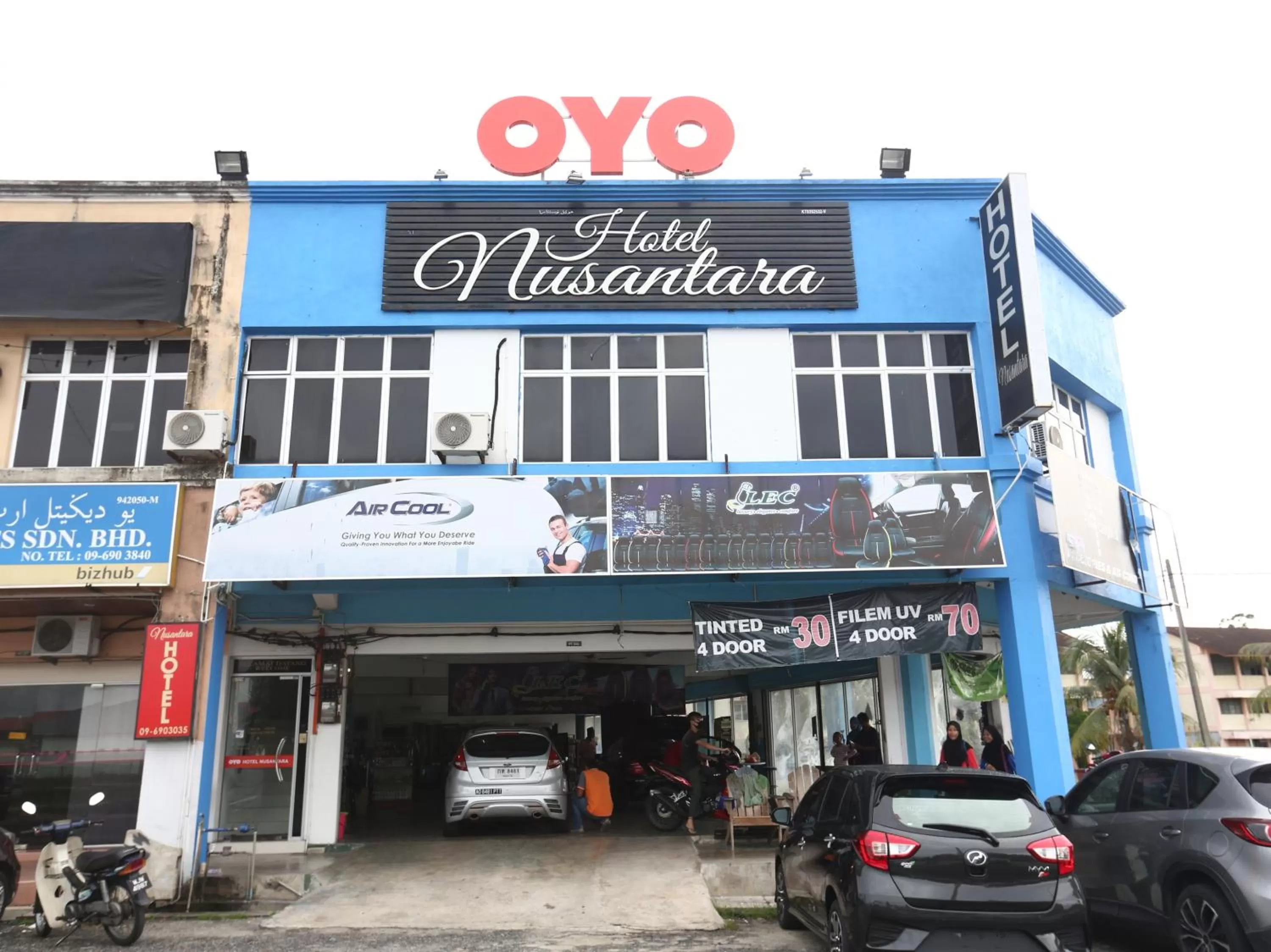 Facade/entrance, Property Building in OYO 89435 Nusantara Group Hotel