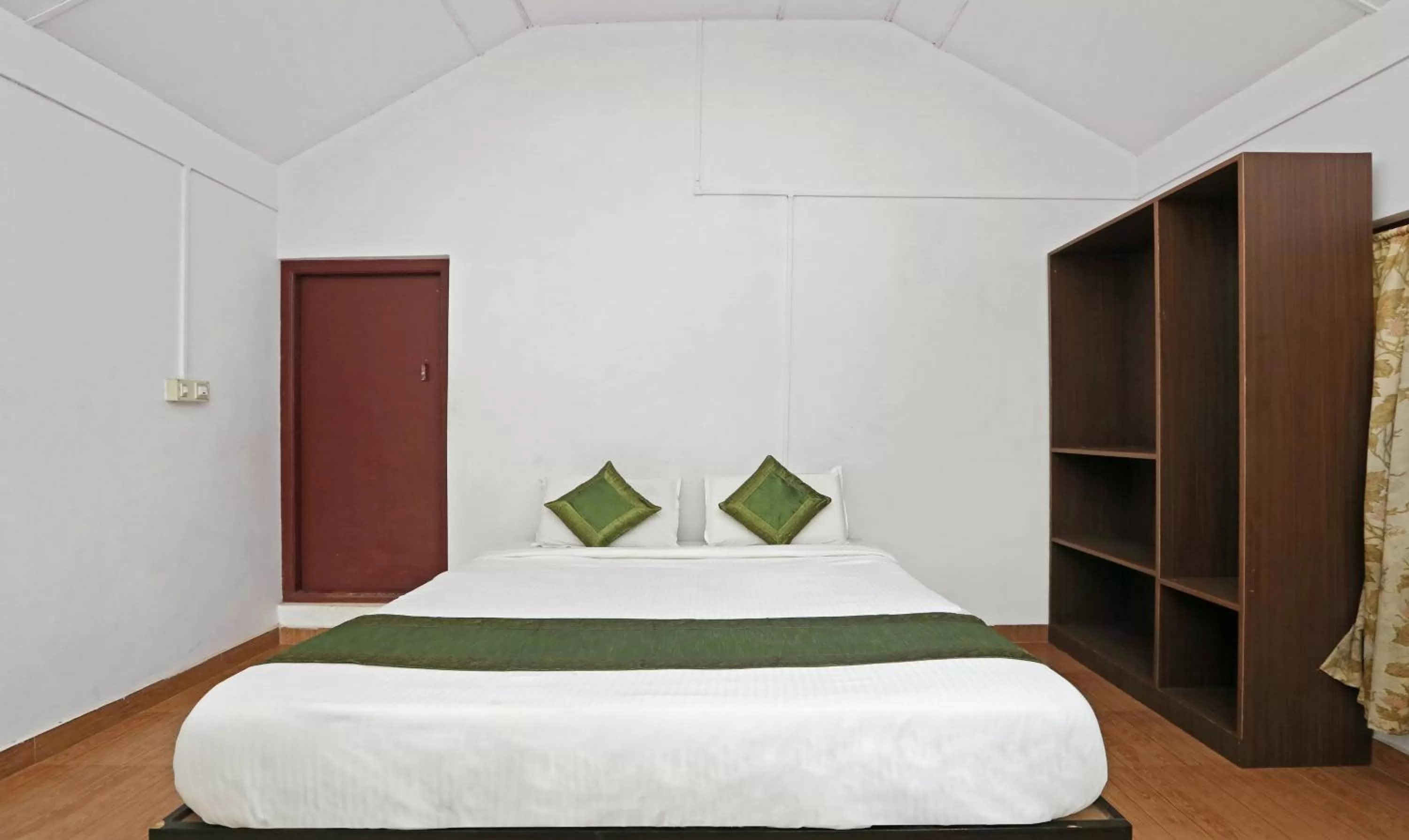 Bedroom, Bed in Itsy Hotels Jammabane Cottage