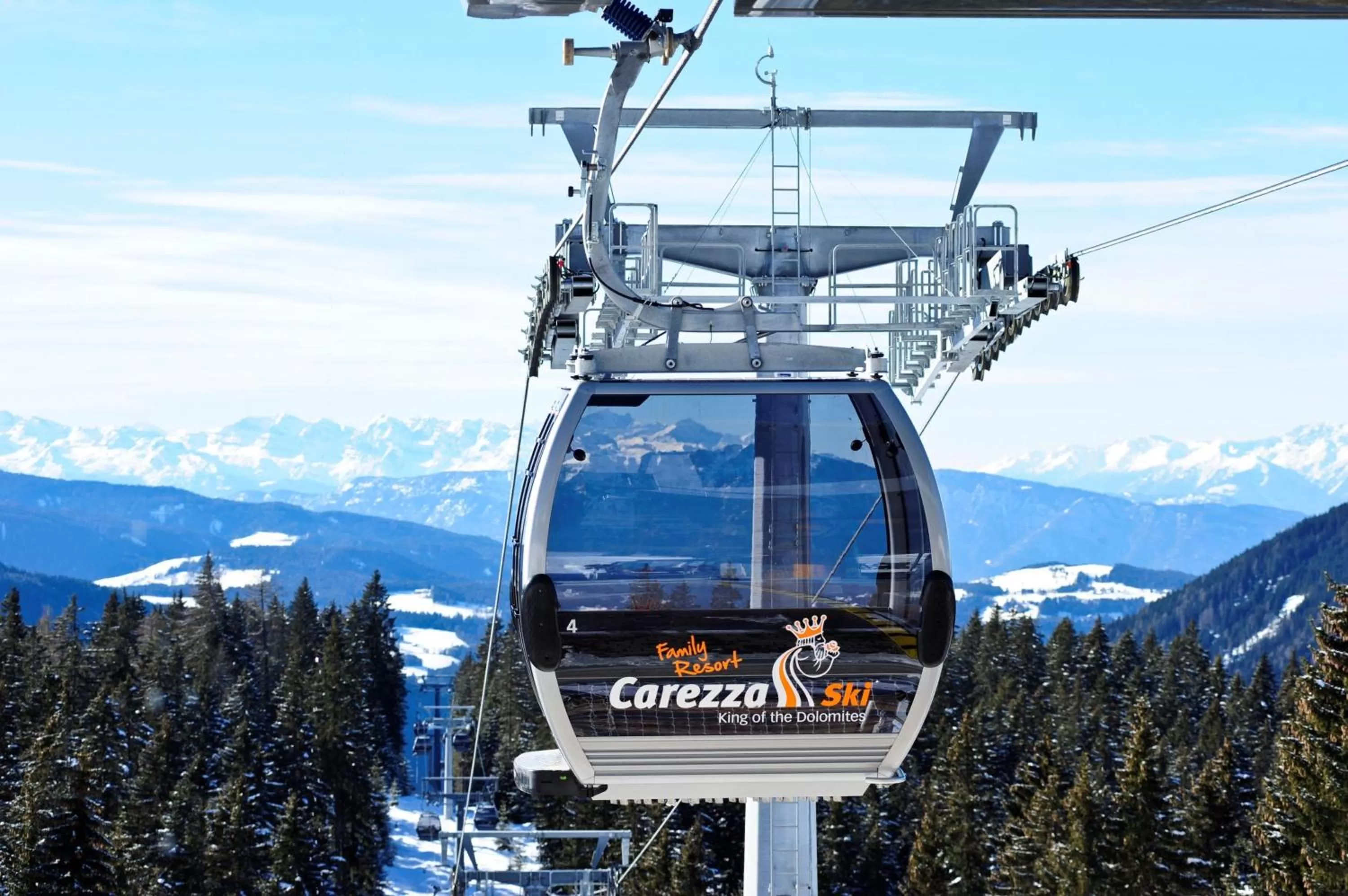 Skiing in Hotel Castel Latemar