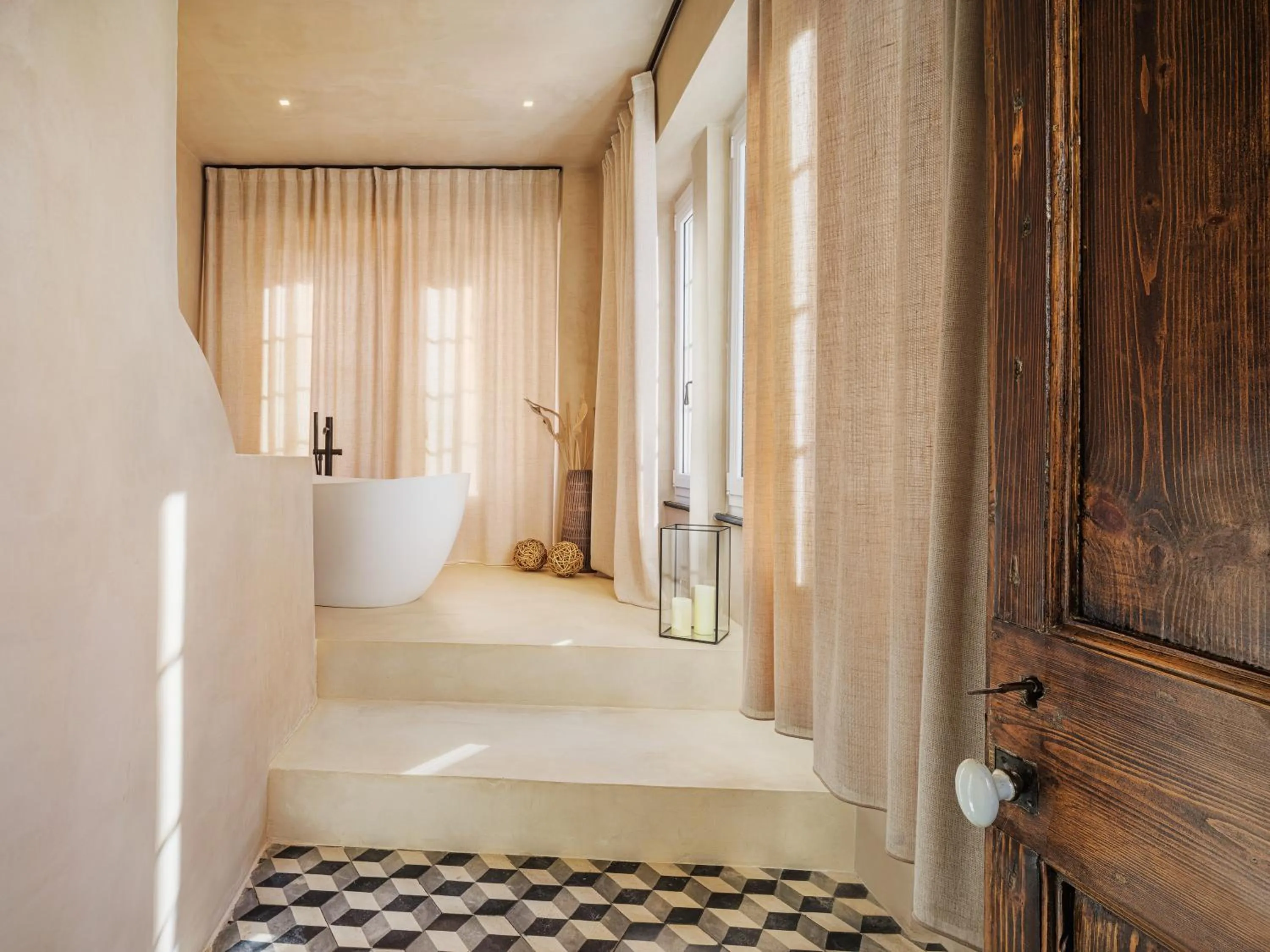 Bed in Villa Riviera Resort