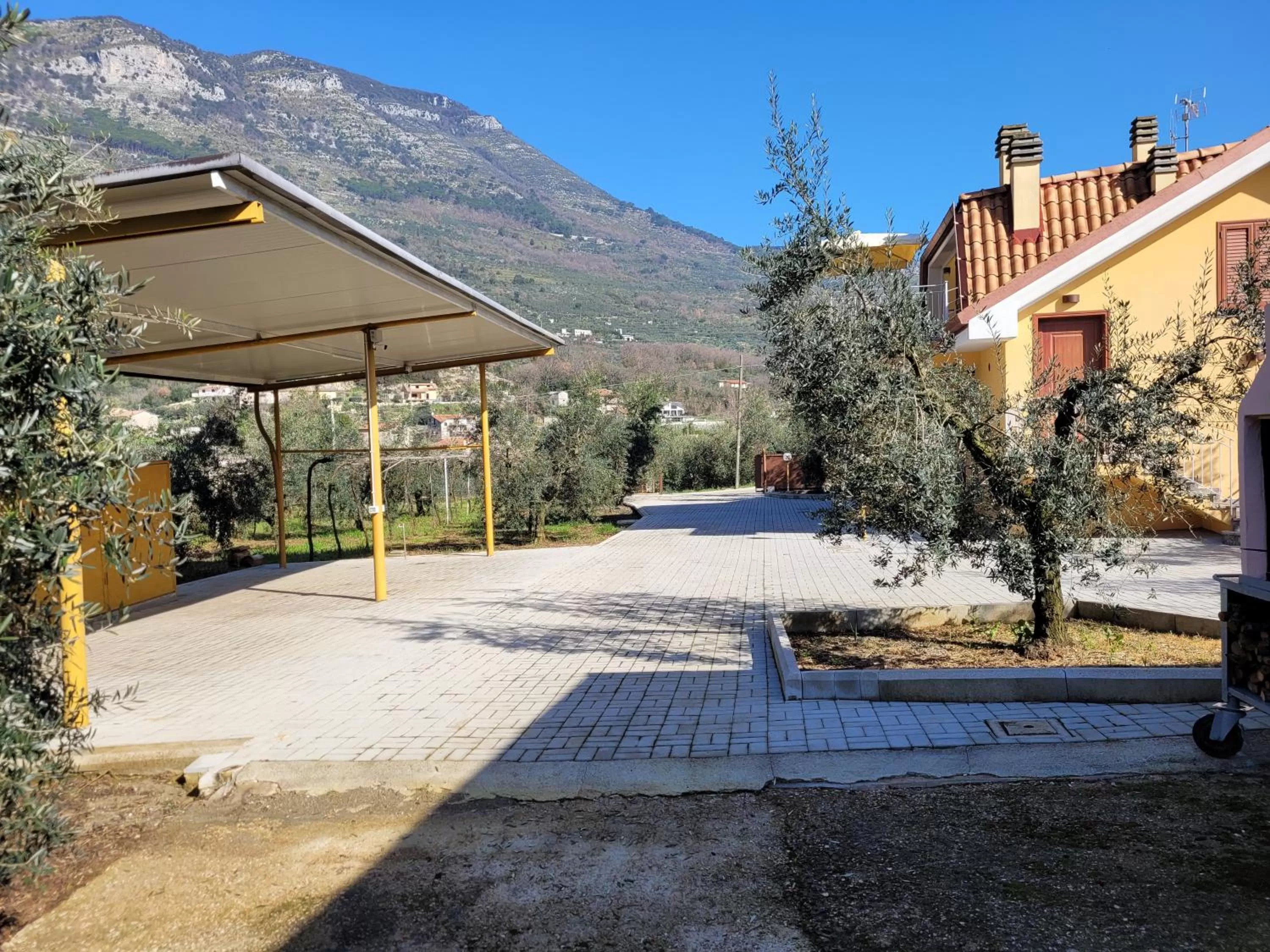 Alloggio turistico Magnifico Alessandro Valle Bernardo 04025 Lenola nei pressi di Fondi LT