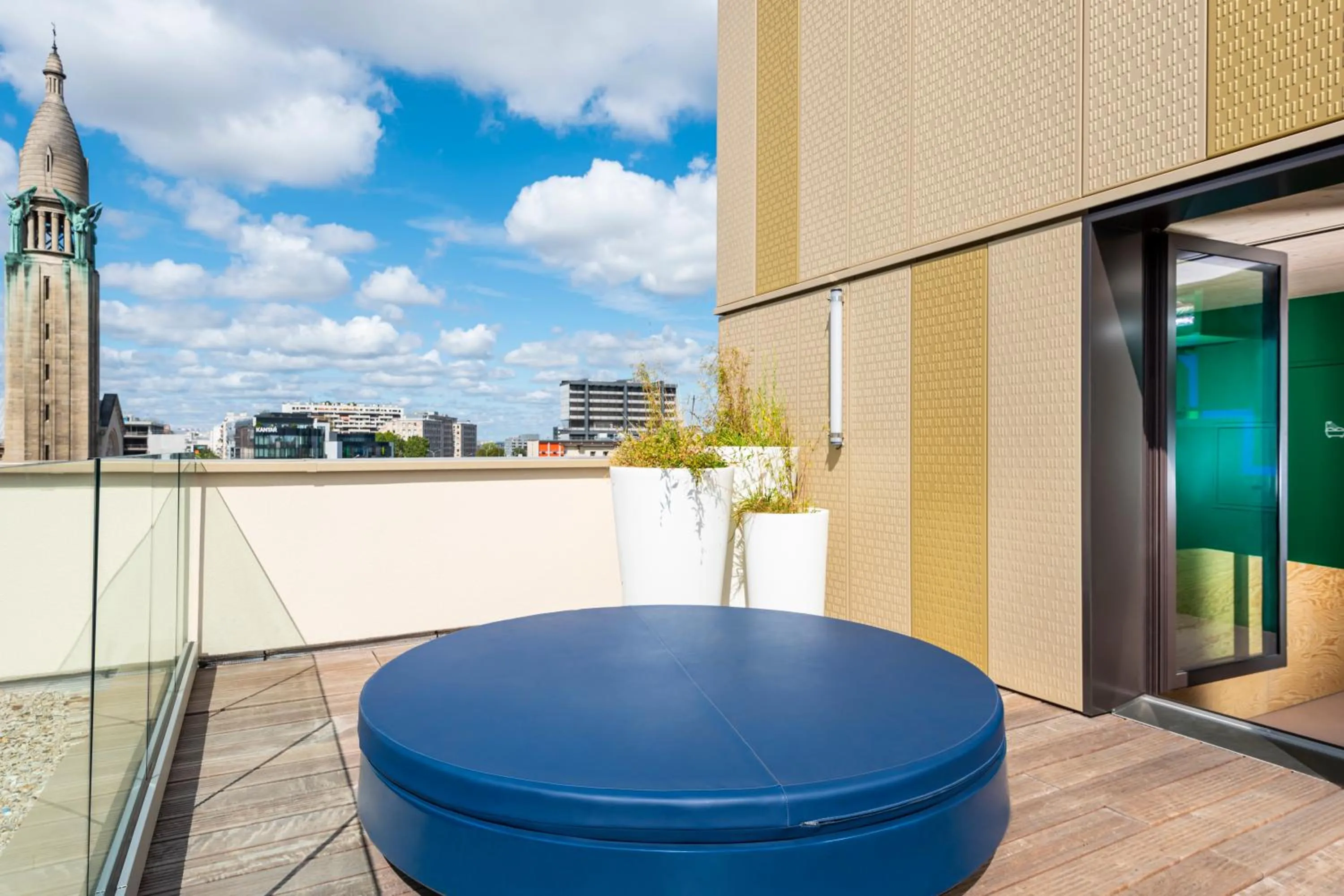 View (from property/room) in JO&JOE Paris Gentilly - Auberge de Jeunesse