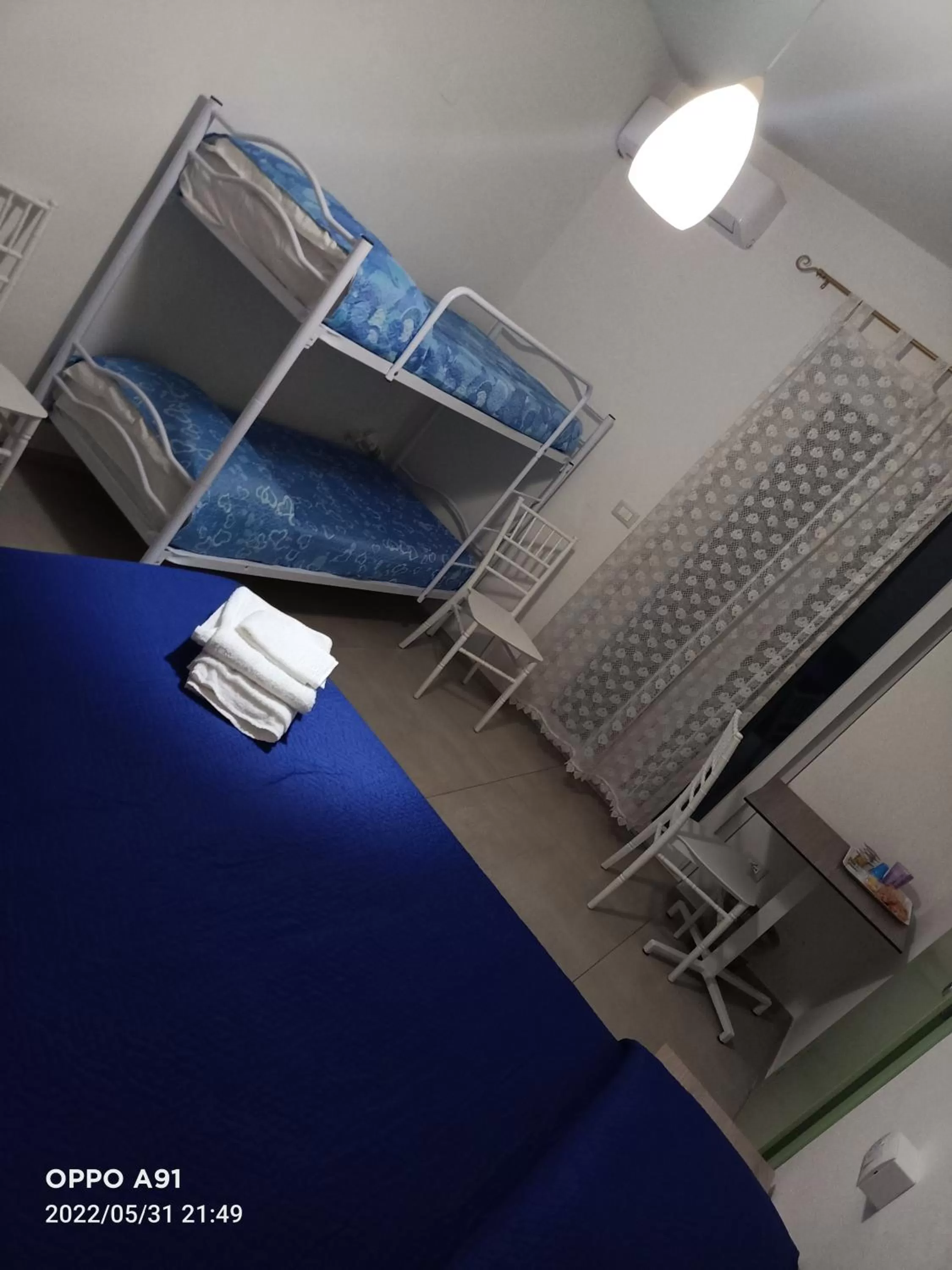 Large Double or Twin Room in Da Peppino