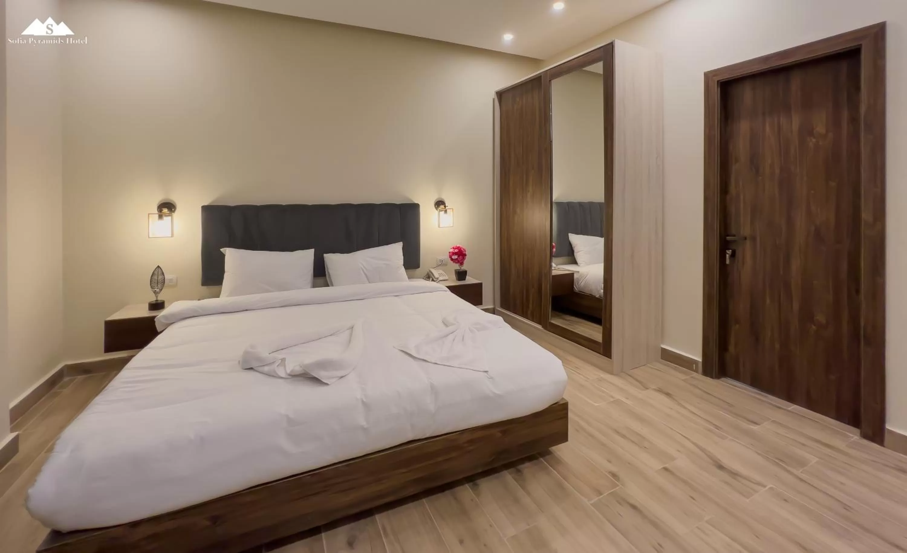 Bed in Sofia Pyramids Hotel