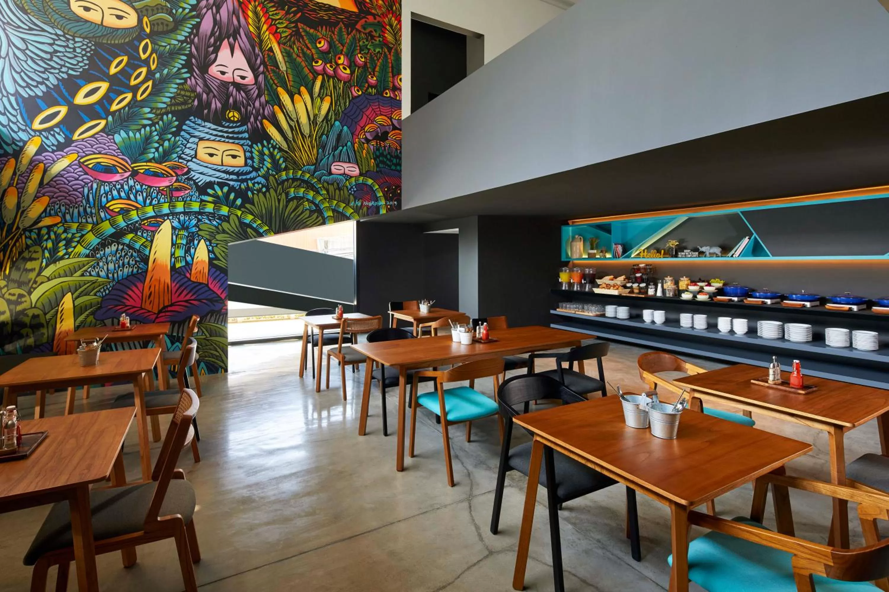 Restaurant/places to eat in ARTOTEL Gajahmada Semarang
