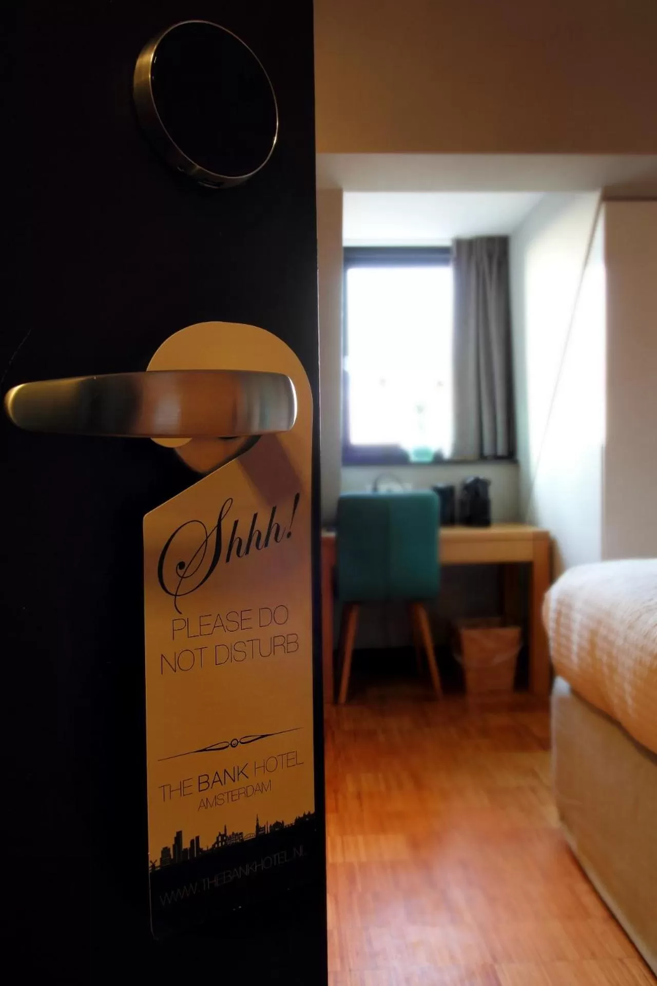 acessibility, Bed in The Bank Hotel