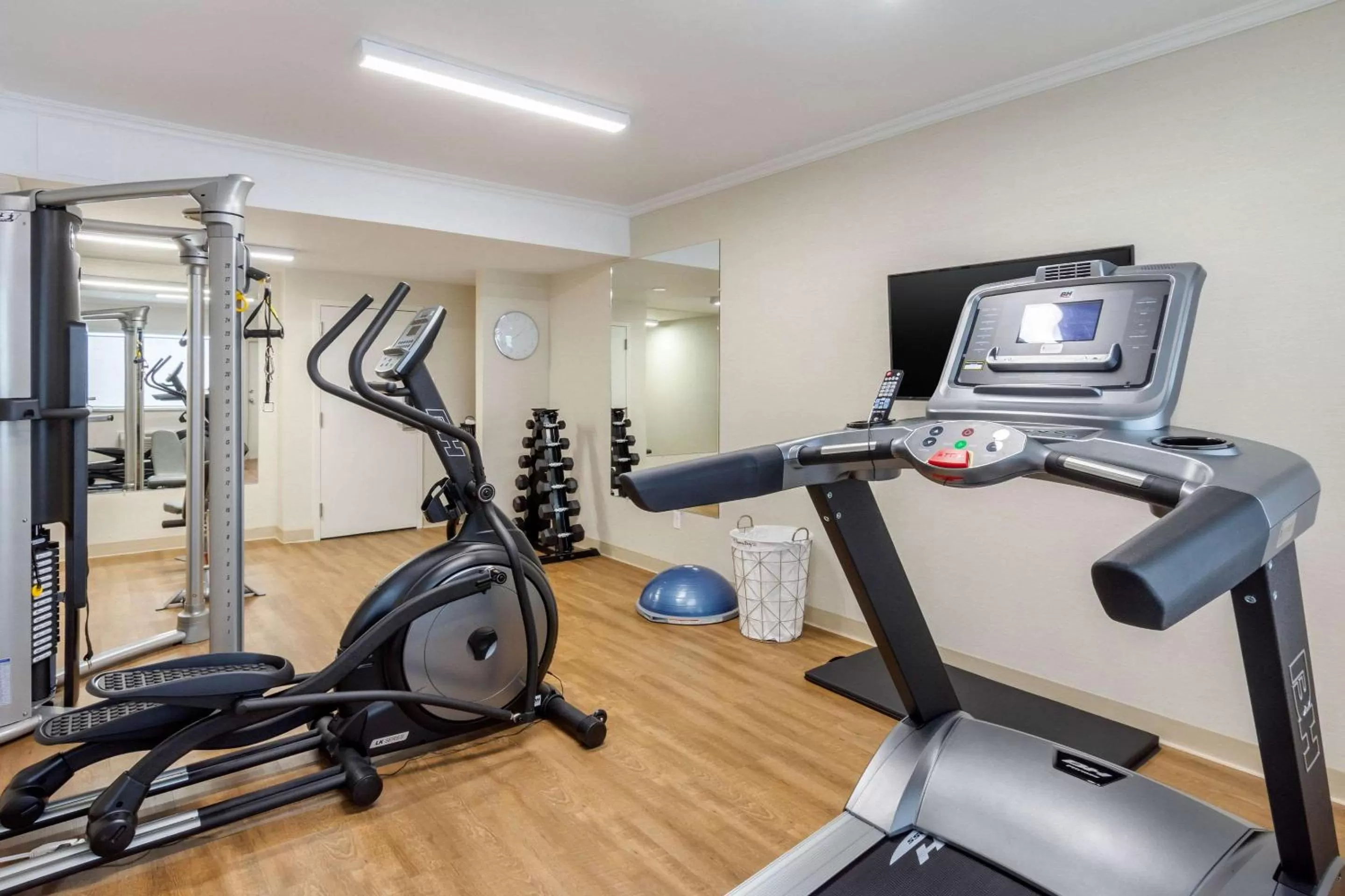 Fitness centre/facilities in Quality Hotel