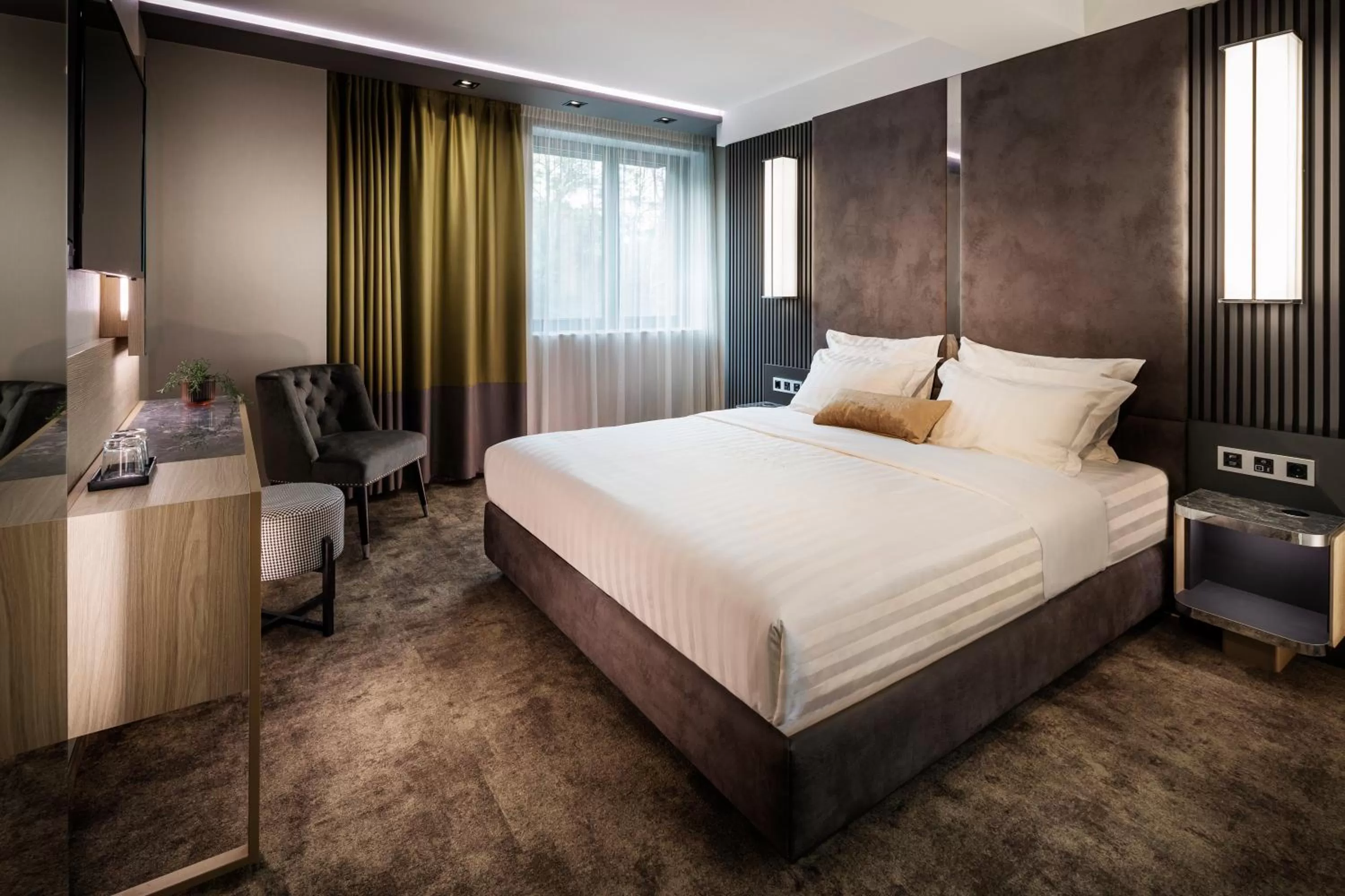Bed in -- ESTE PARK HOTEL -- part of Urban Chic Luxury Design Hotels - Parking & Compliments - next to Shopping & Dining Mall Plovdiv