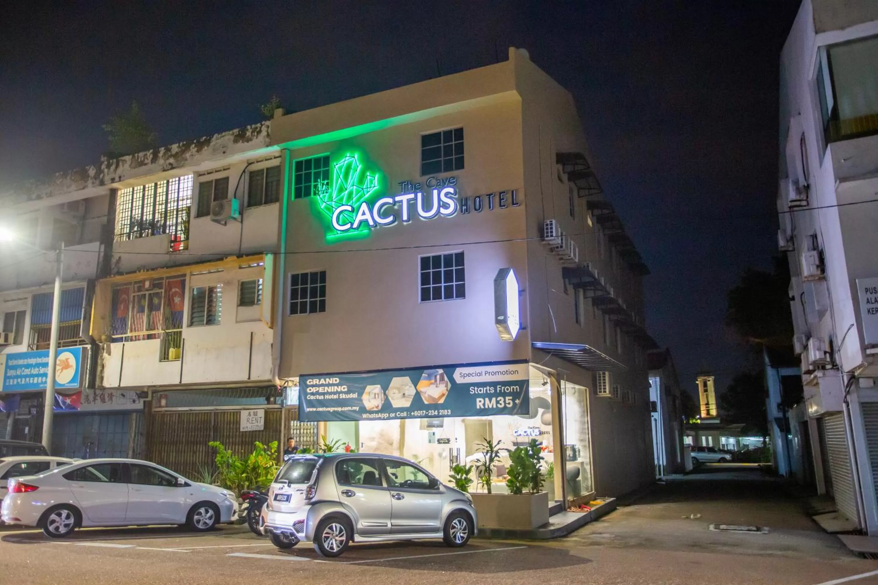 Property Building in The Cave By Cactus Hotel Skudai