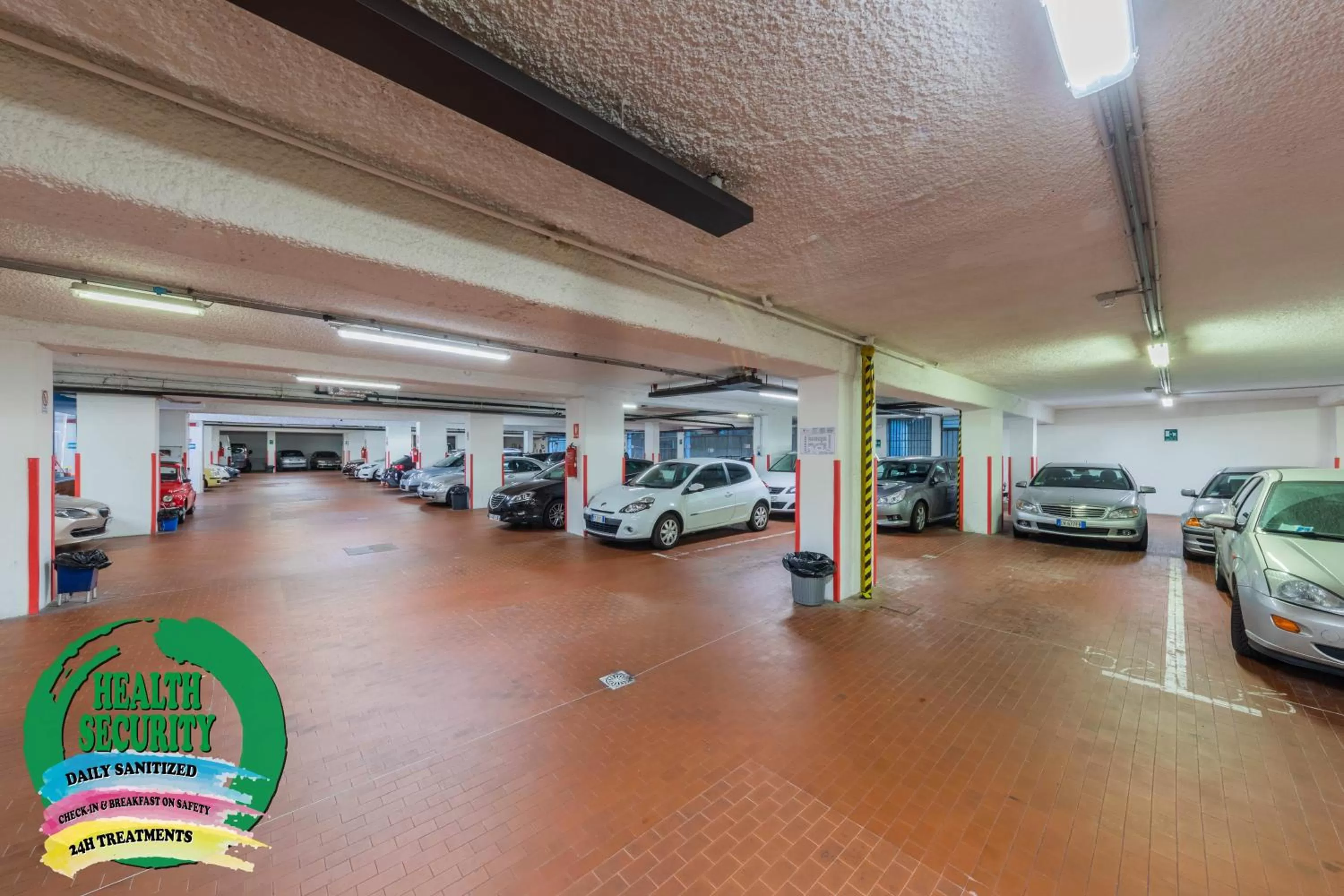 Parking in Hotel Delfino Venezia Mestre