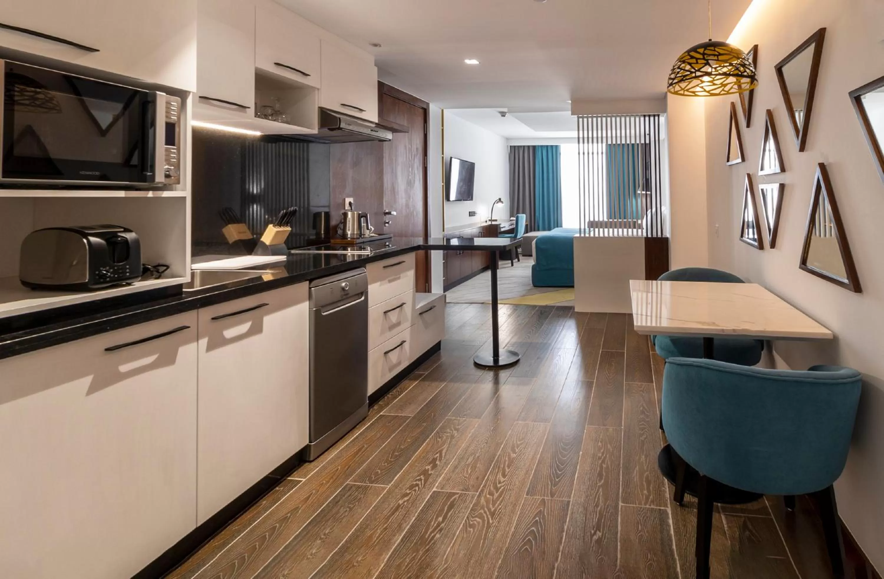 Kitchen or kitchenette in Holiday Inn & Suites - Cairo Maadi by IHG