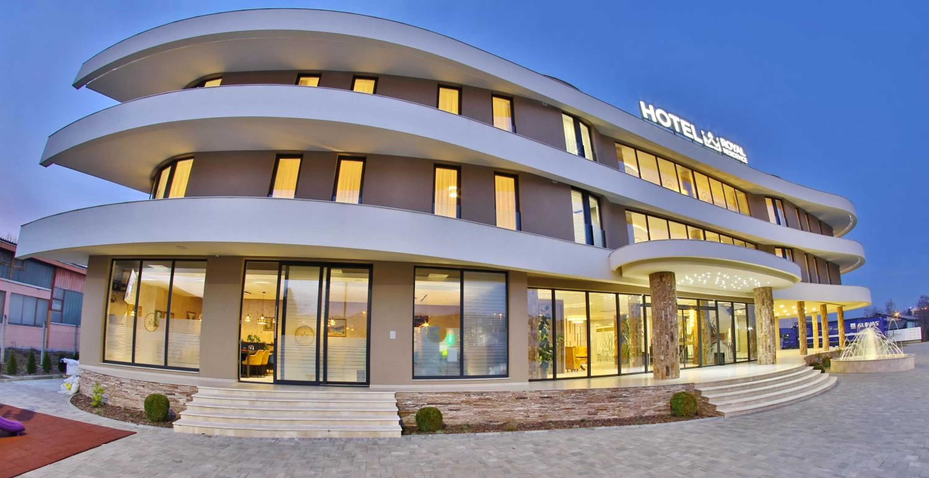 Facade/entrance in Royal Residence