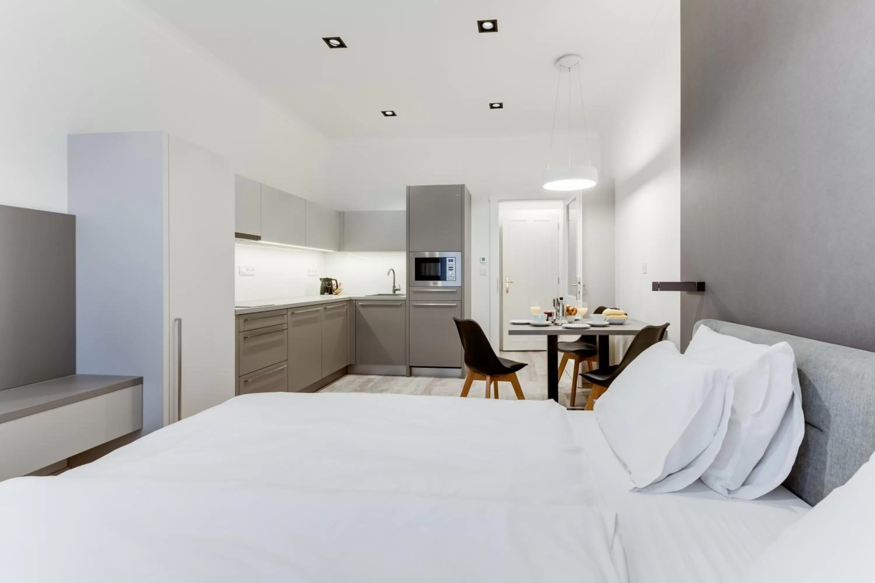 Bed in Lampi Aparthotel Prague